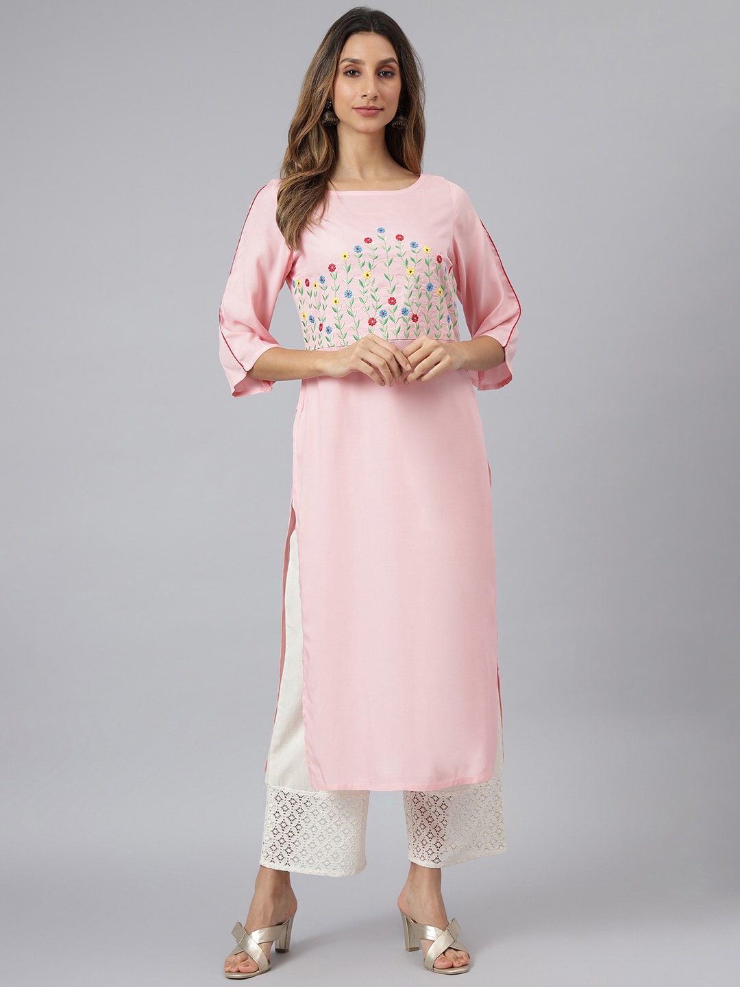 JAIPUR ATTIRE Women Pink & Blue Floral Embroidered Thread Work Kurta