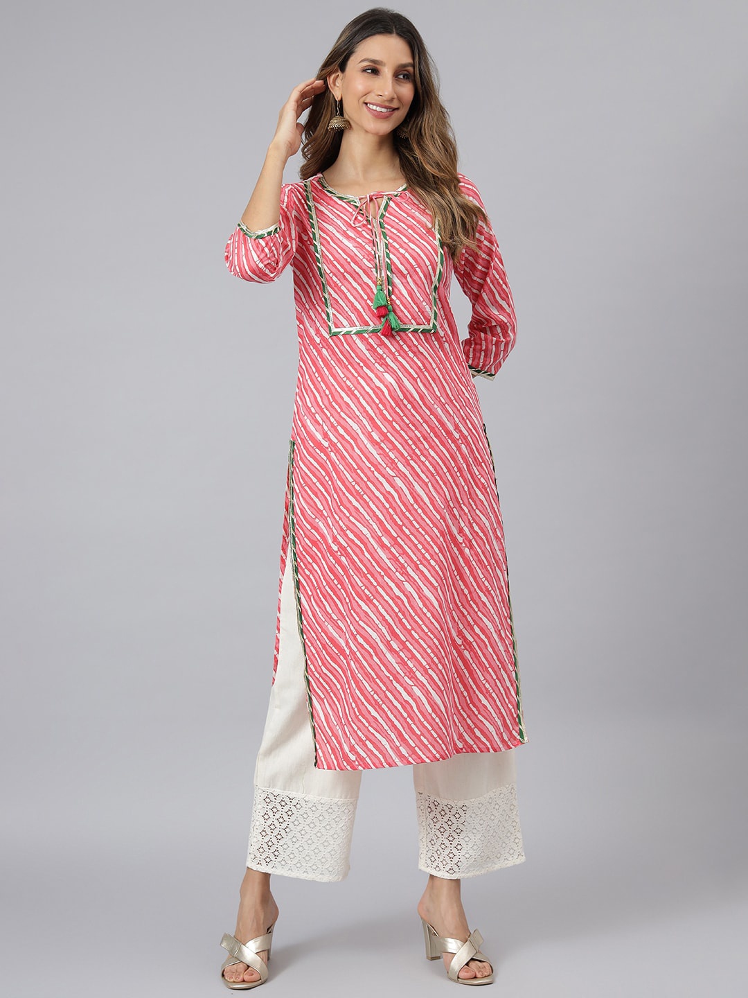 

JAIPUR ATTIRE Women Pink & White Leheriya Striped Gotta Patti Kurta