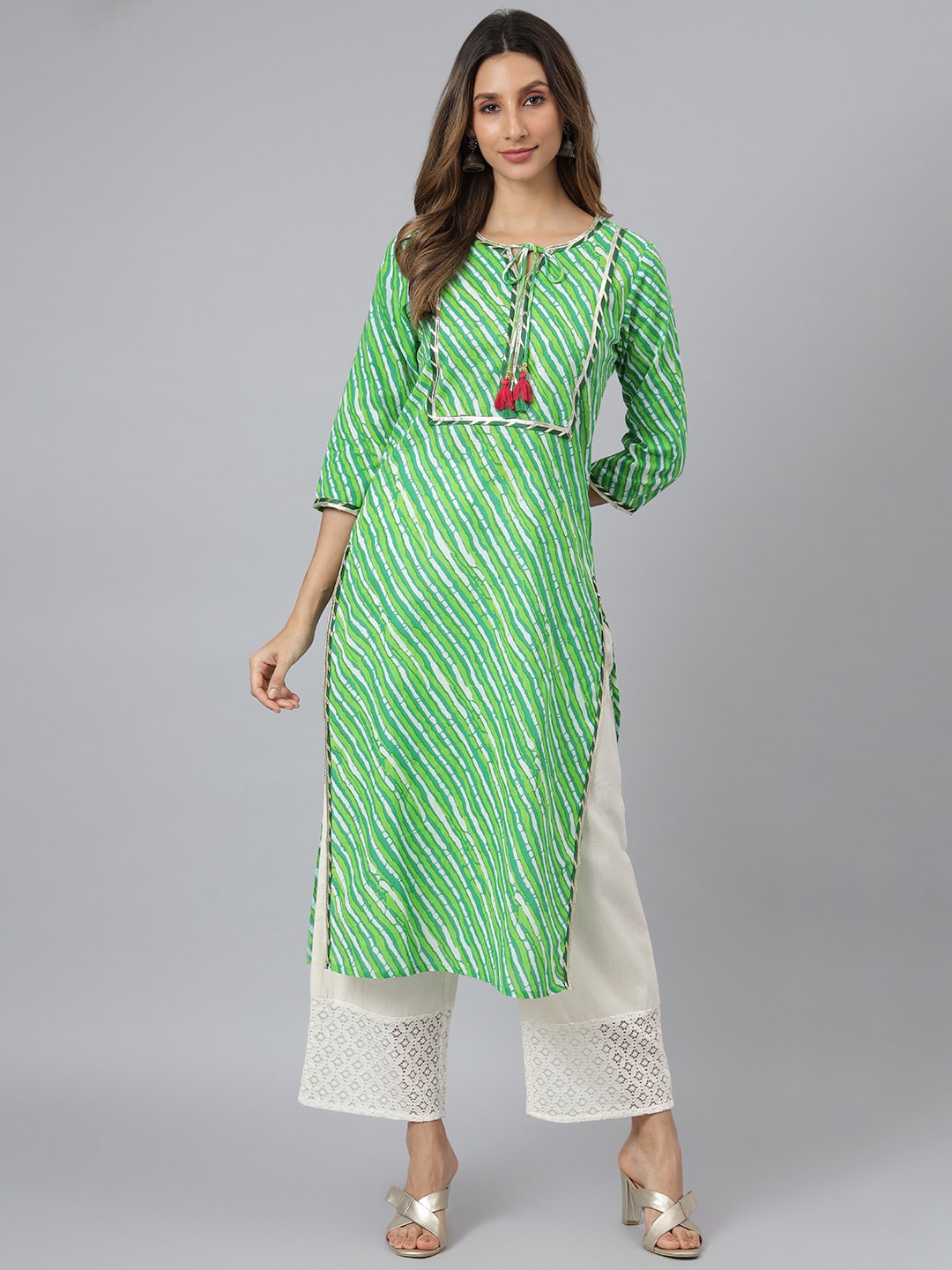 

JAIPUR ATTIRE Women Green Leheriya Printed Gotta Patti Kurta