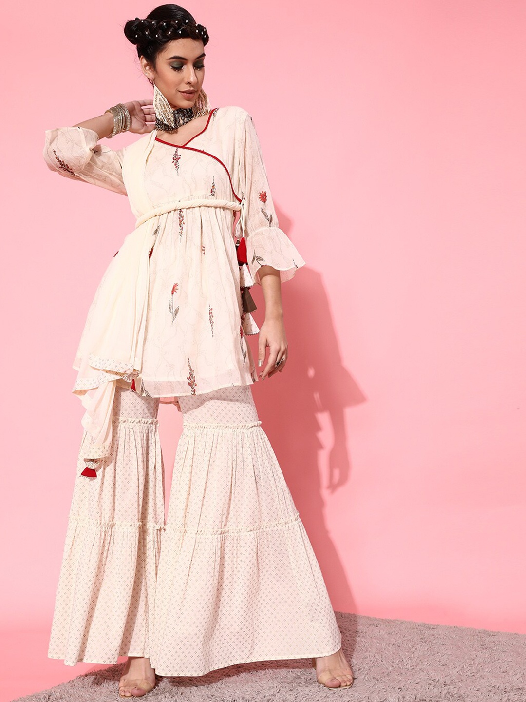 

STREET 9 Women Floral Pure Cotton Kurta Set, White