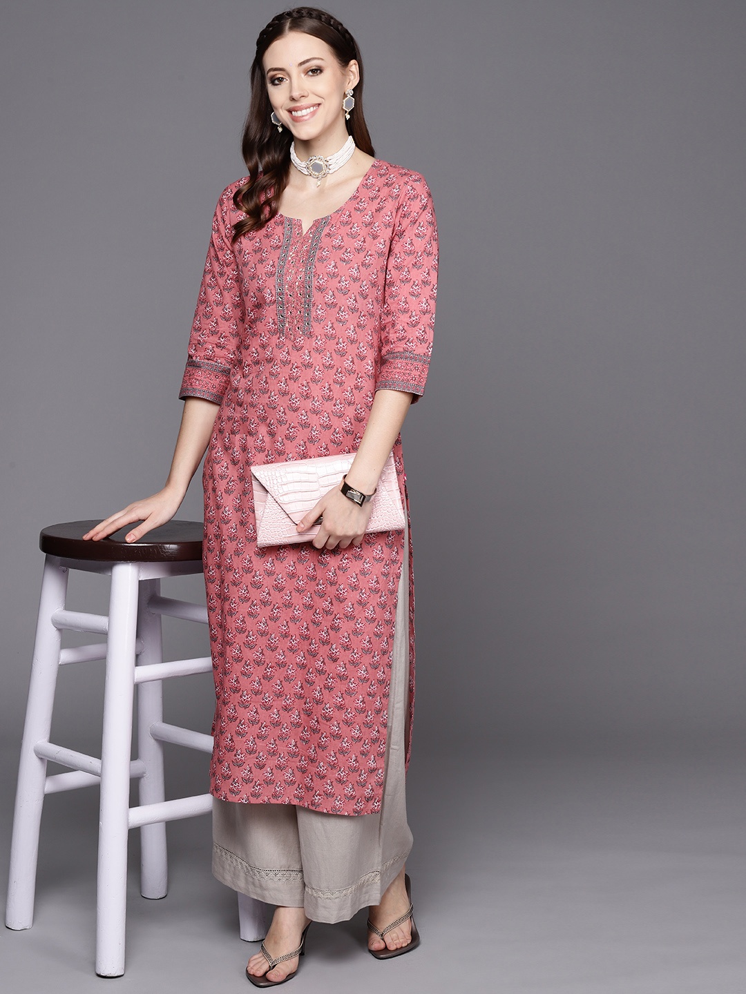 

Varanga Women Pink & Grey Ethnic Motifs Yoke Design Kurta