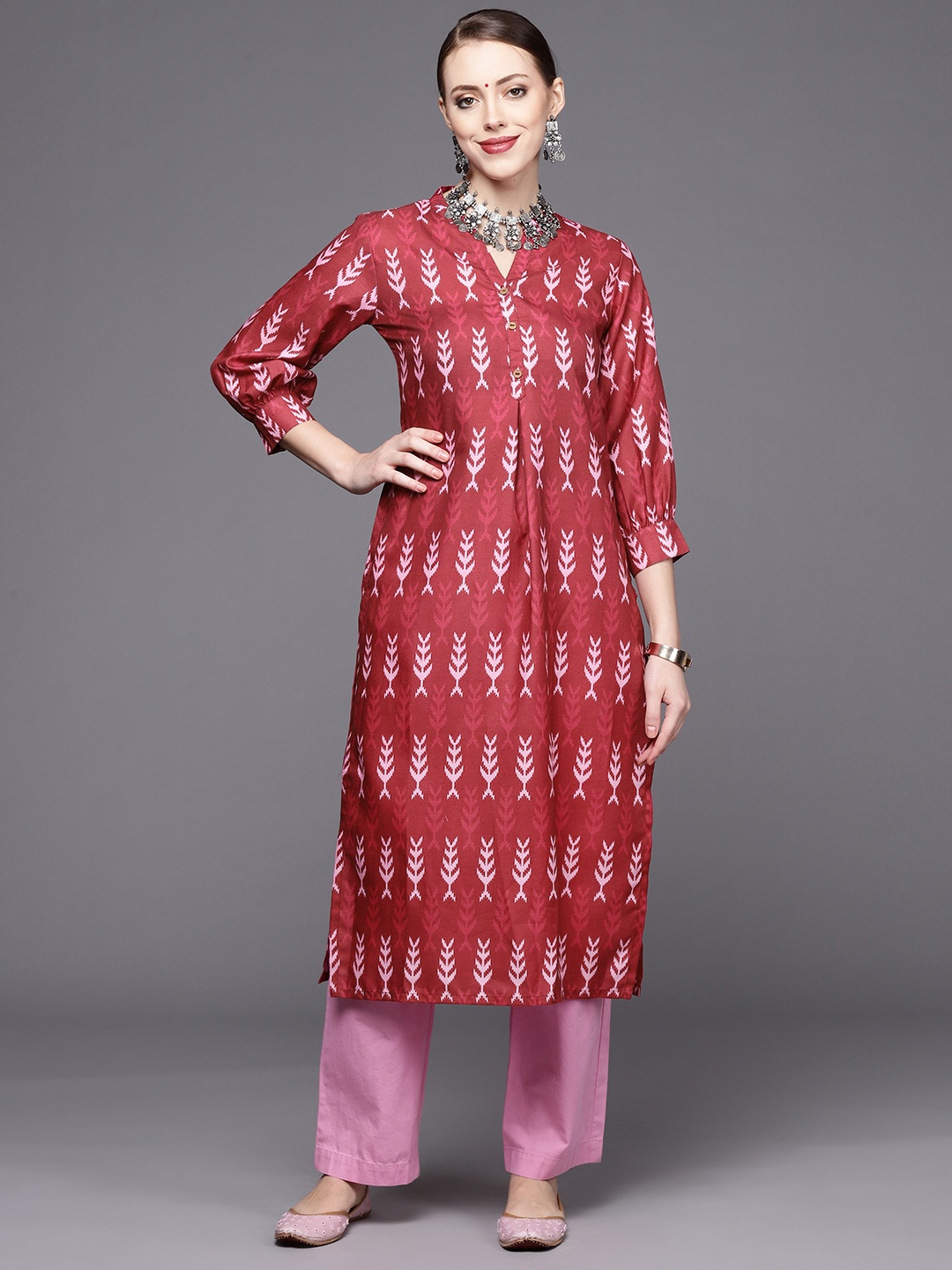 

Varanga Women Maroon & White Ethnic Motifs Printed Kurta
