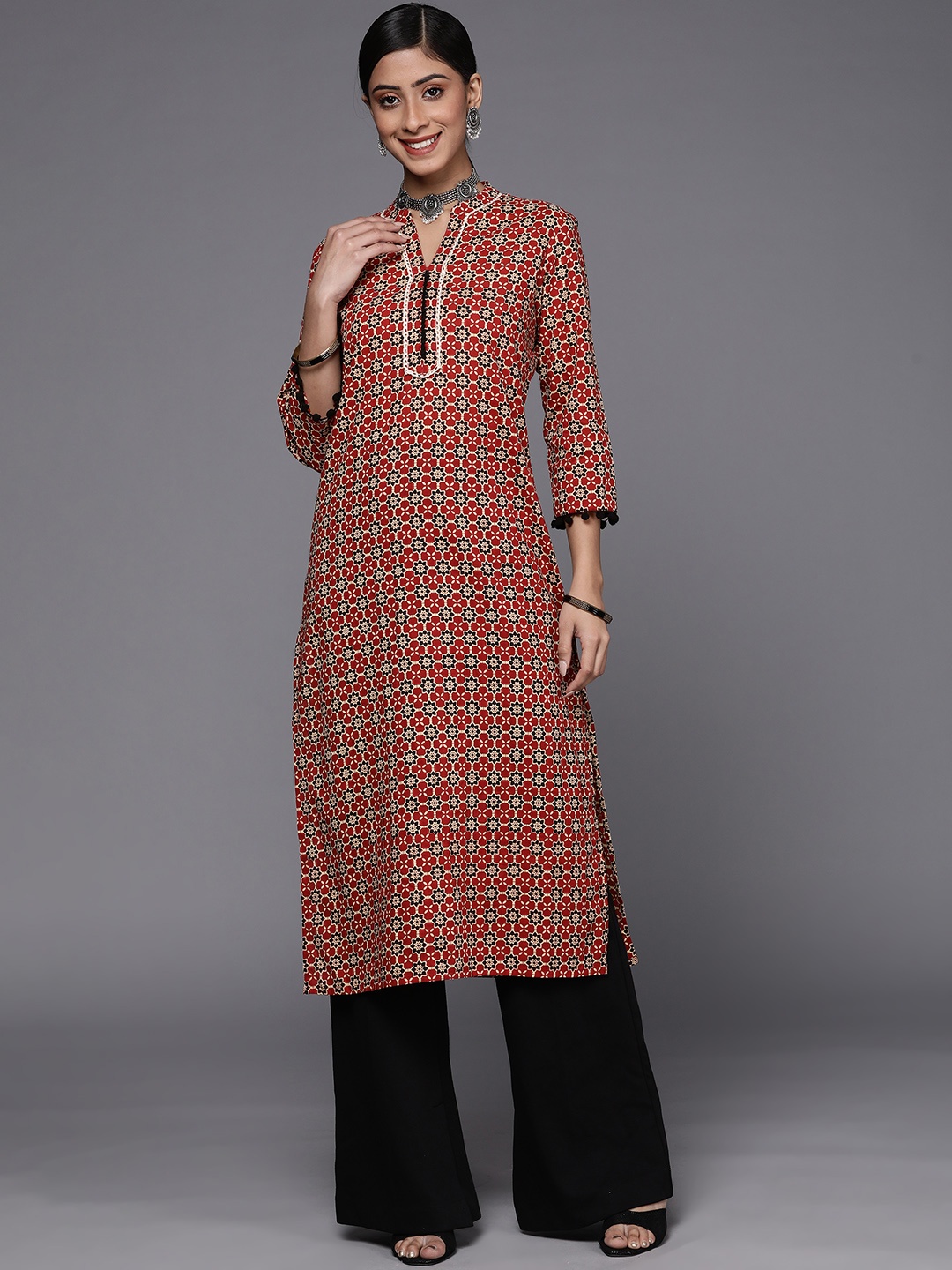 

Varanga Women Maroon & Beige Ethnic Motifs Printed Kurta