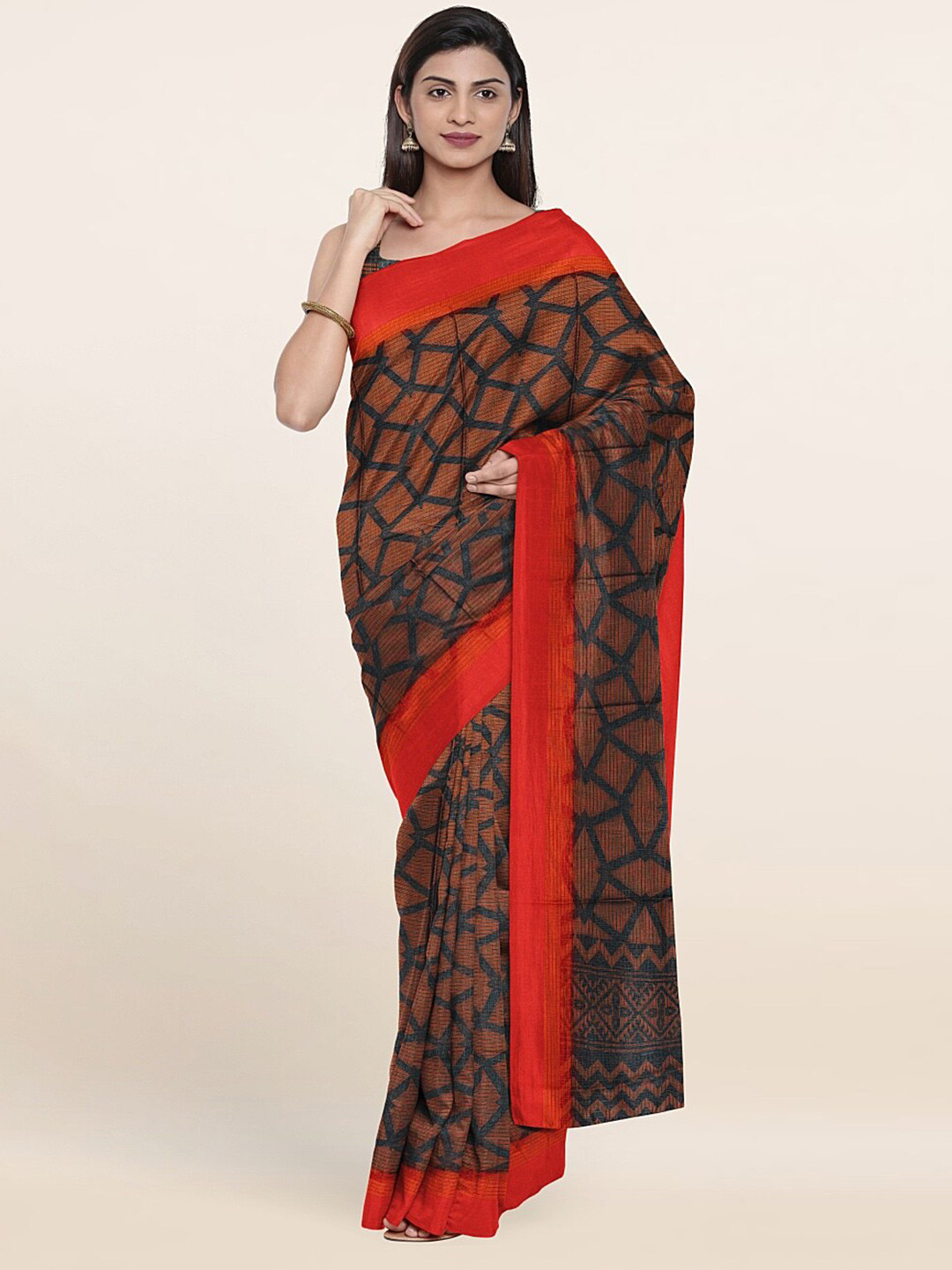 

Pothys Grey & Orange Printed Saree