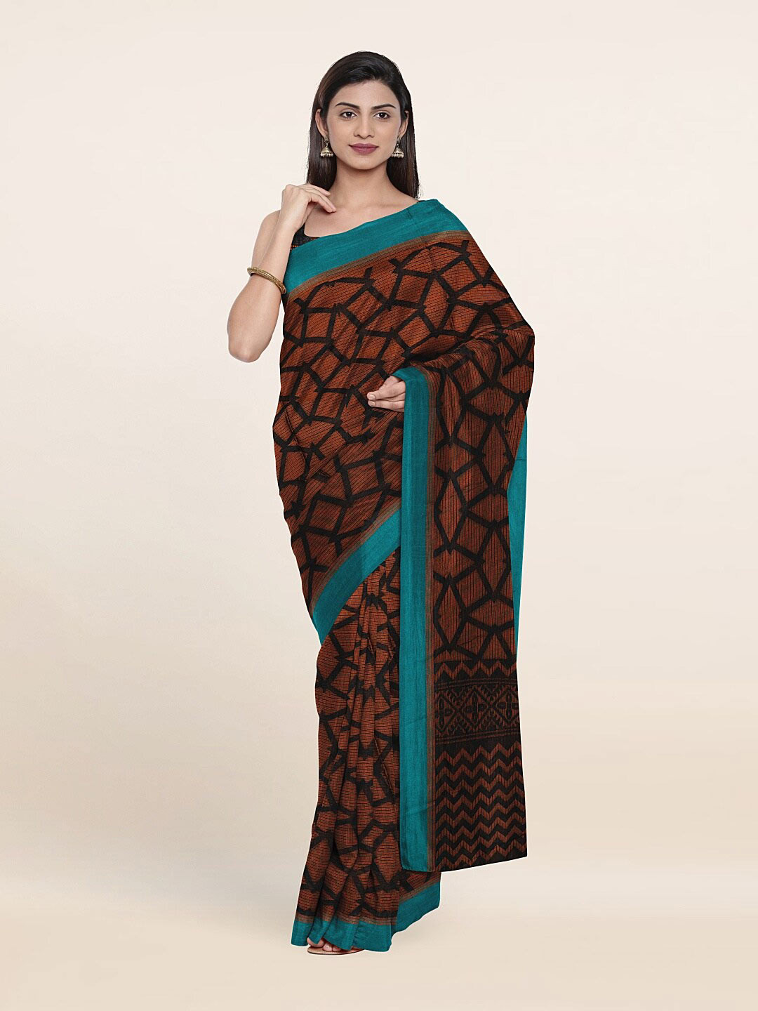 

Pothys Black & Blue Saree