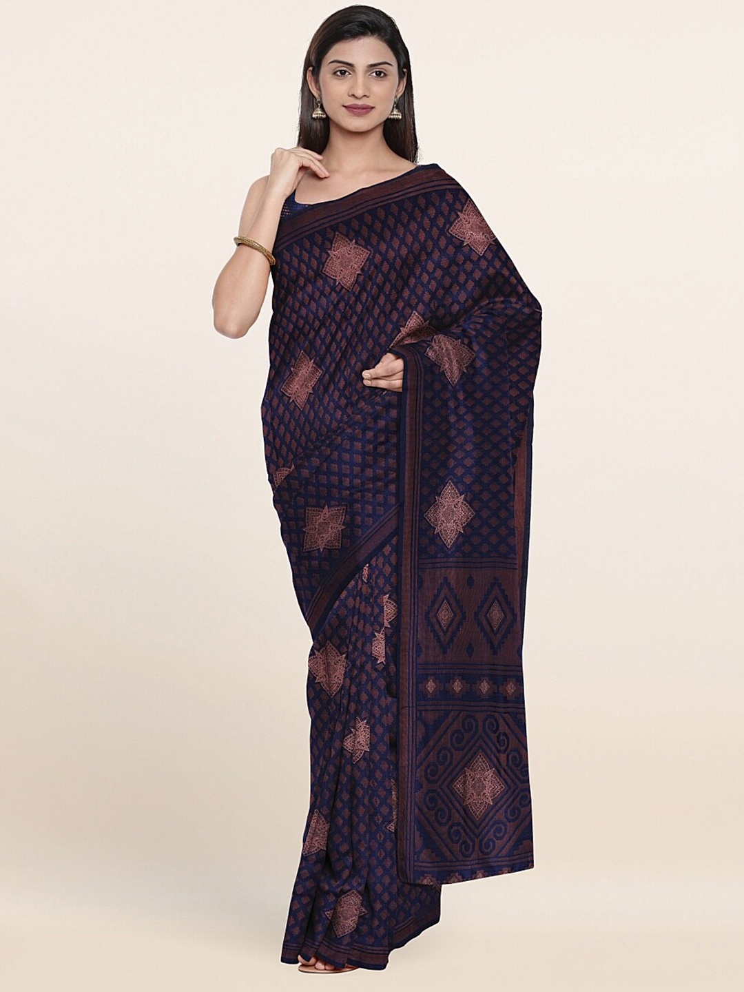 

Pothys Blue & Brown Floral Printed Saree