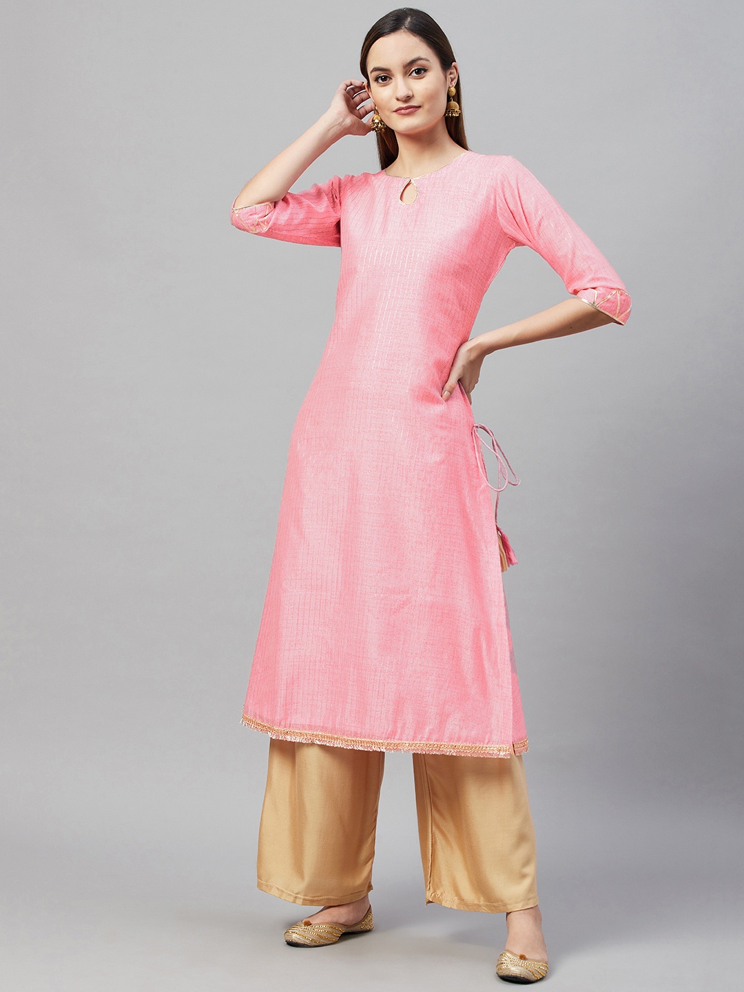 

V TRADITION Women Pink Abstract Print Keyhole Neck Kurta