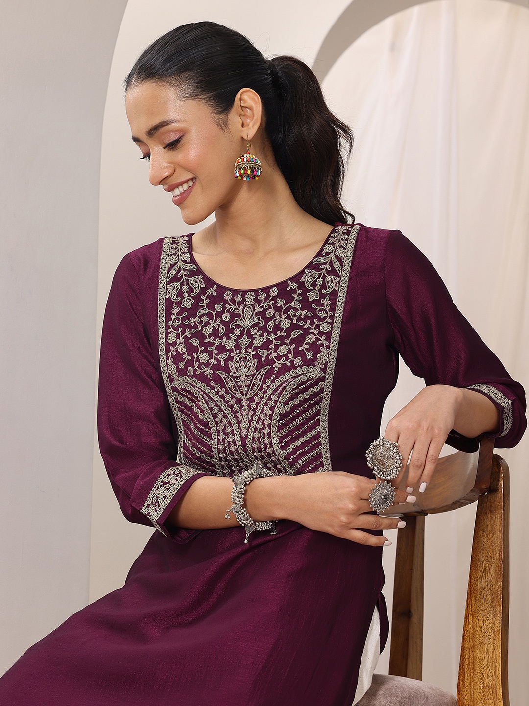 

Libas Women Maroon Yoke Design Kurta