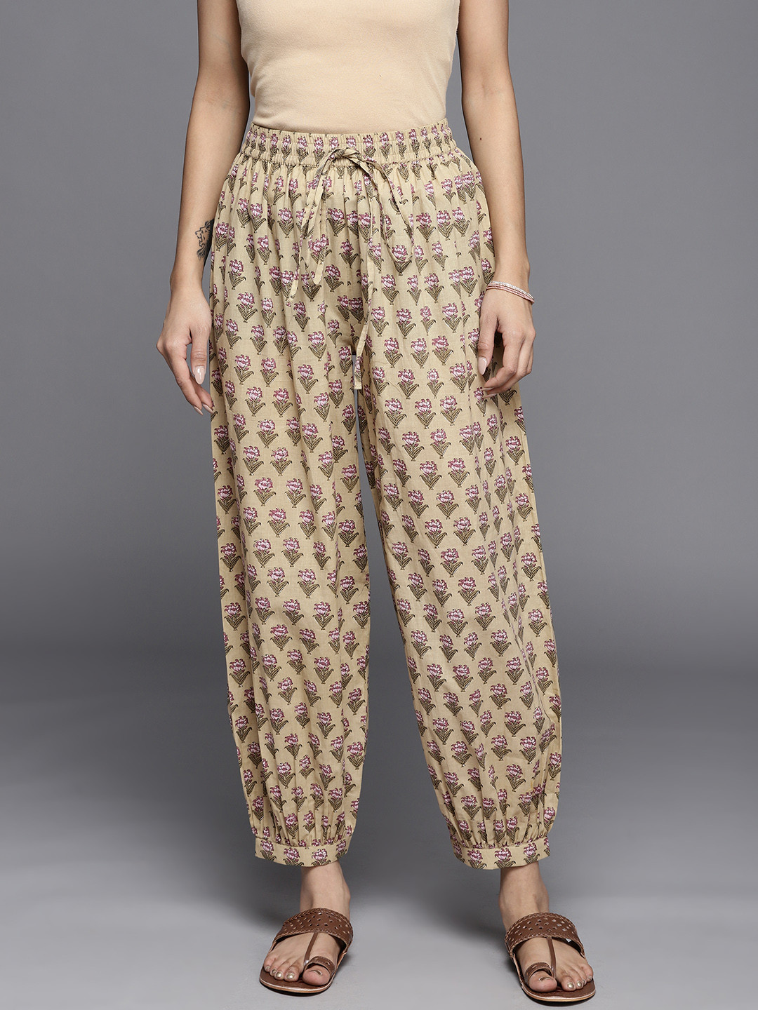 

Libas Women Beige & Olive Green Floral Printed Pure Cotton Salwar