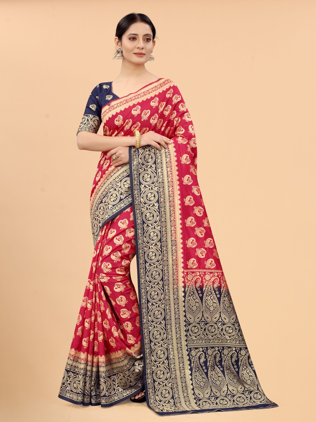 

SATYAM WEAVES Magenta & Navy Blue Woven Design Silk Cotton Banarasi Saree