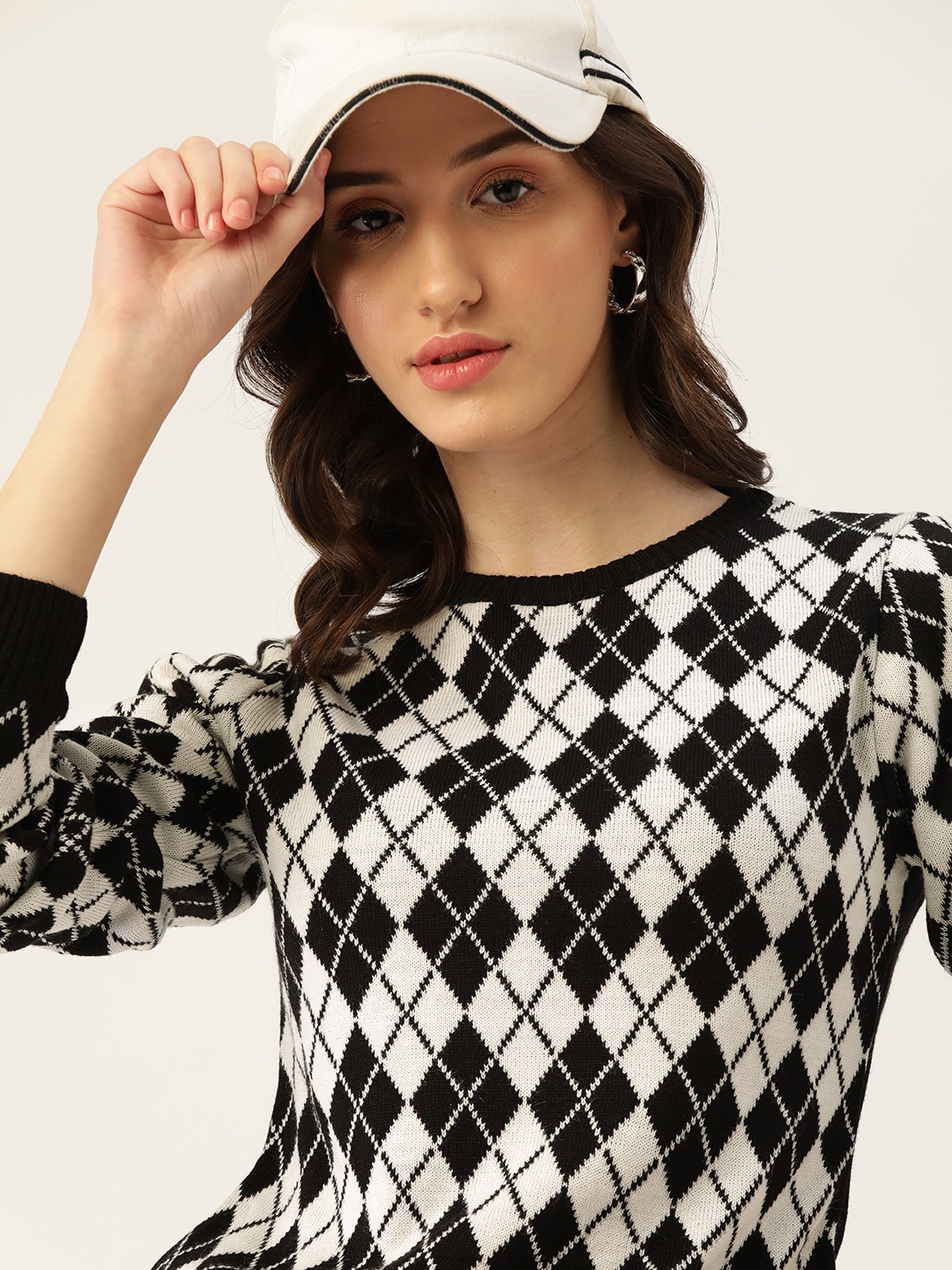 

4WRD by Dressberry Women Black & White Checked Monochrome Pullover