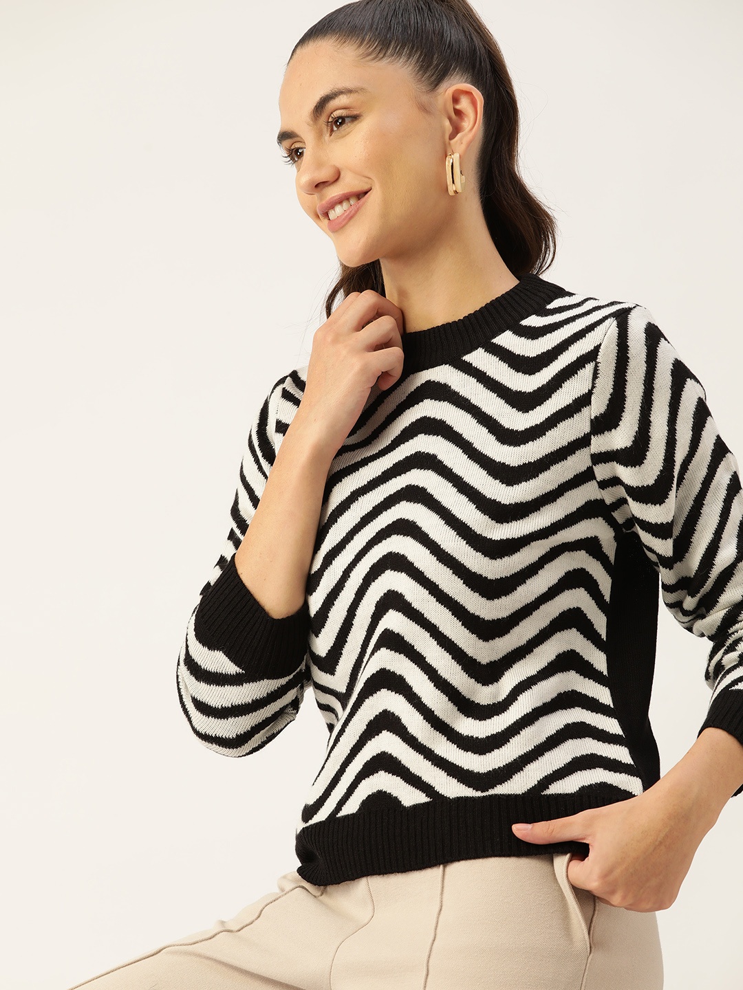 

Dressberry Women Black & White Quirky Self Design Knitted Pullover