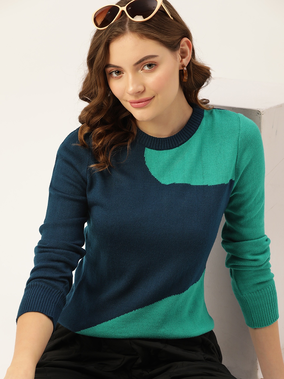 

DressBerry Women Navy Blue & Green Colourblocked Pullover