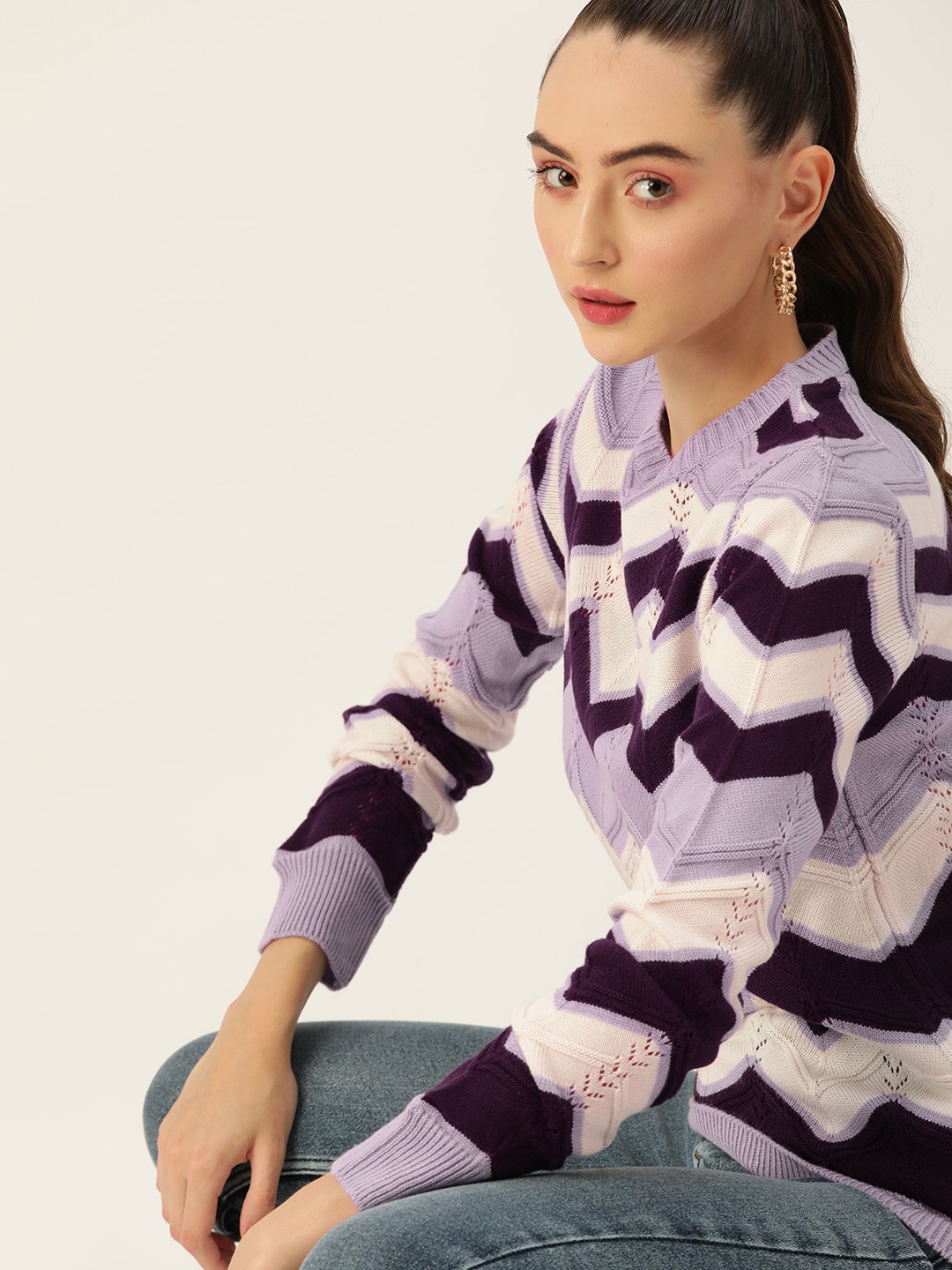 

Dressberry Women Lavender & Burgundy Chevron Print Pullover