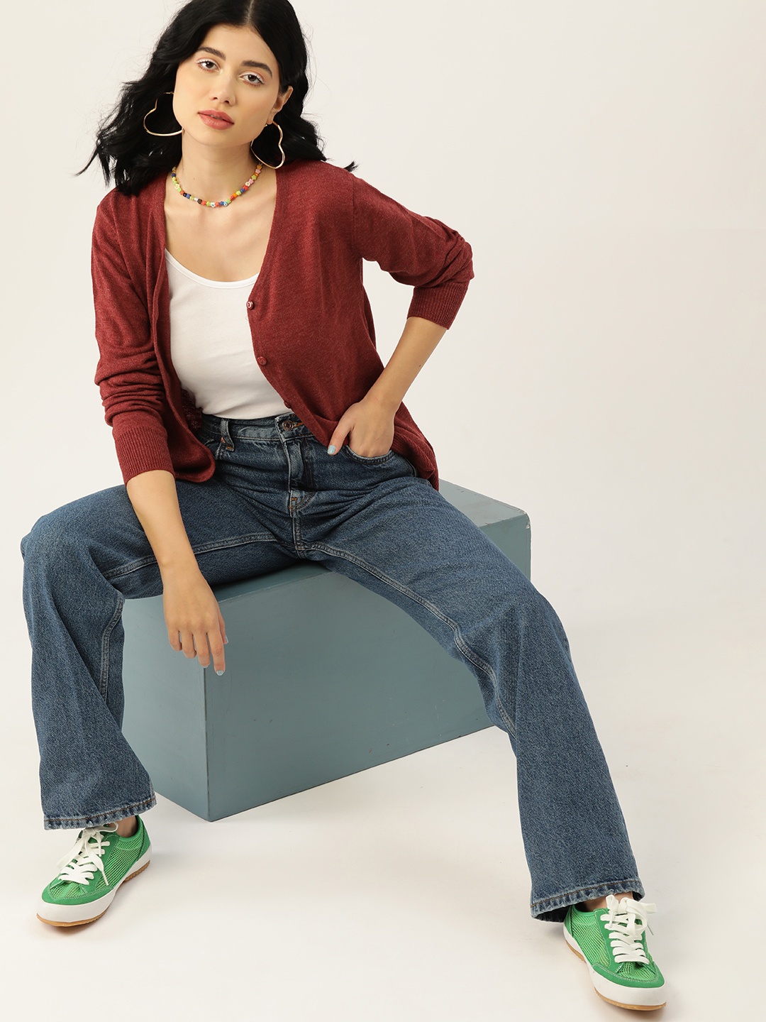 

DressBerry Women Maroon V-Neck Knitted Cardigan