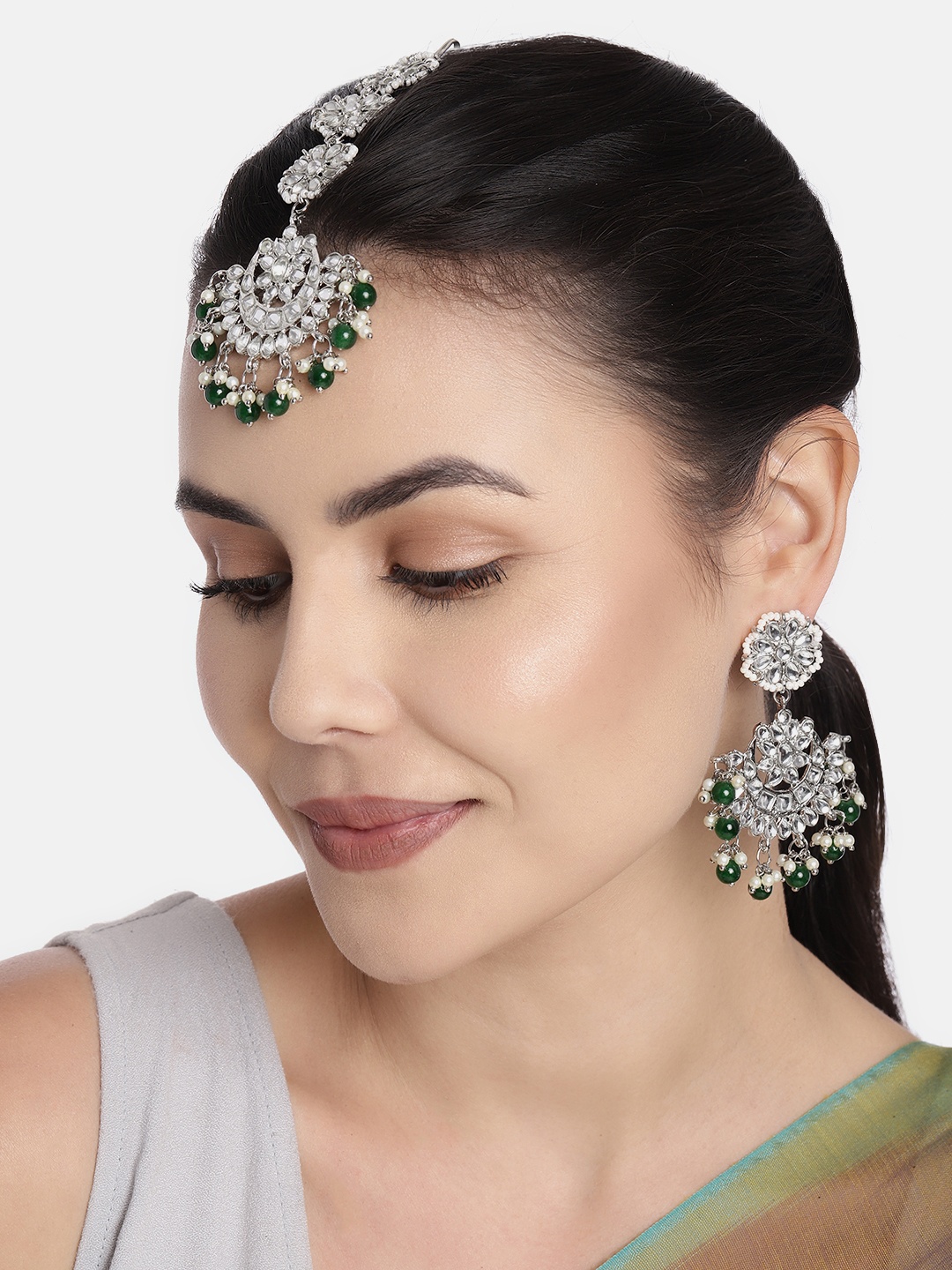 

I Jewels Green & Silver-Toned Stone Studded & Beaded Jewellery Set