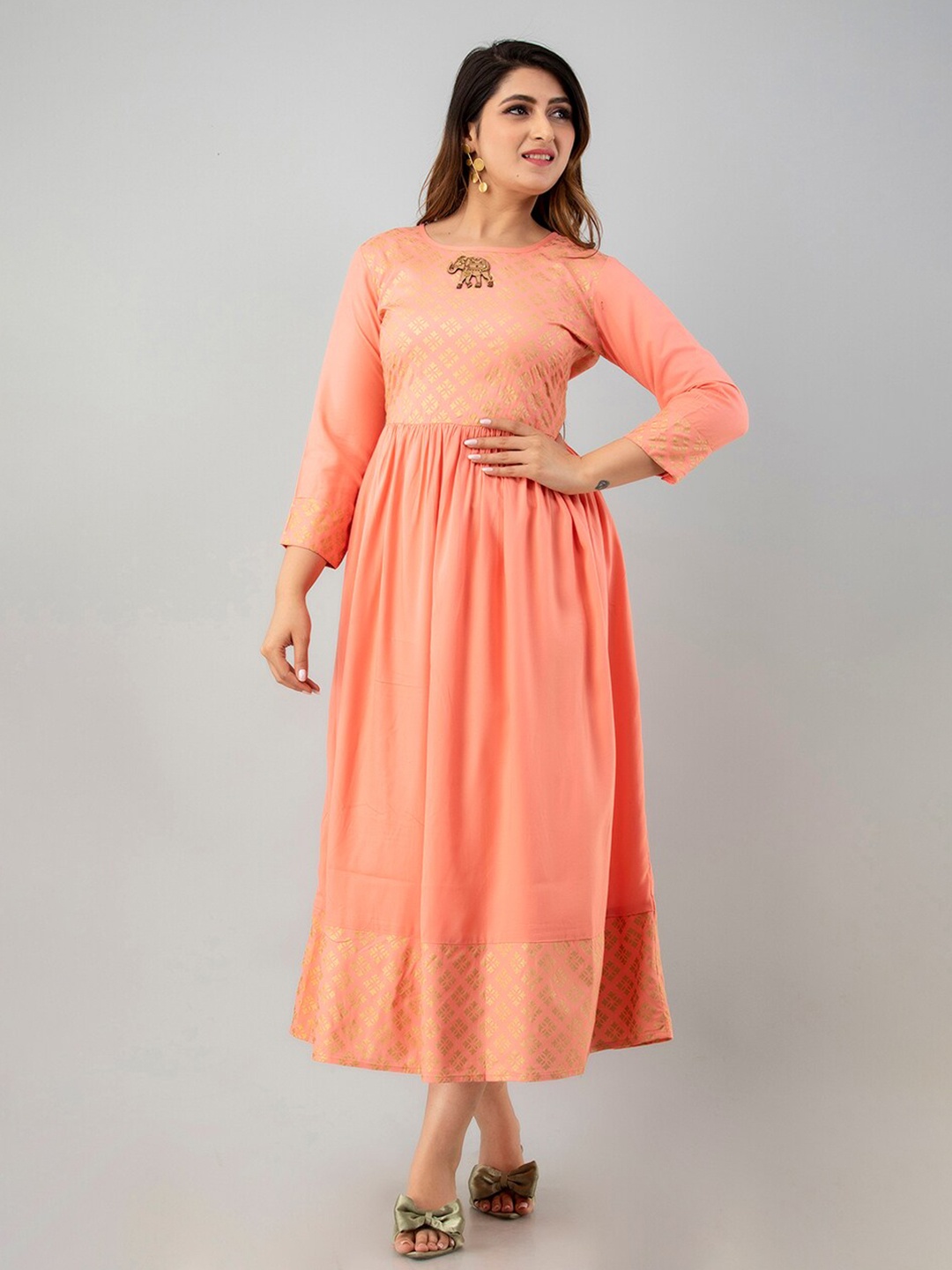 

SKY SHOPPIE Women Peach-Coloured Geometric Printed Anarkali Kurta