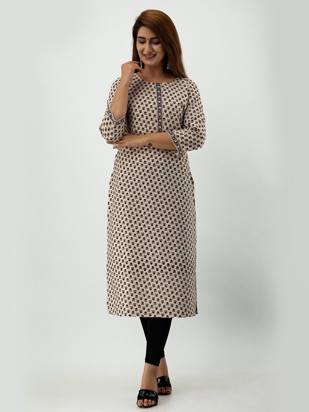 

SKY SHOPPIE Women Off White Floral Printed Kurta