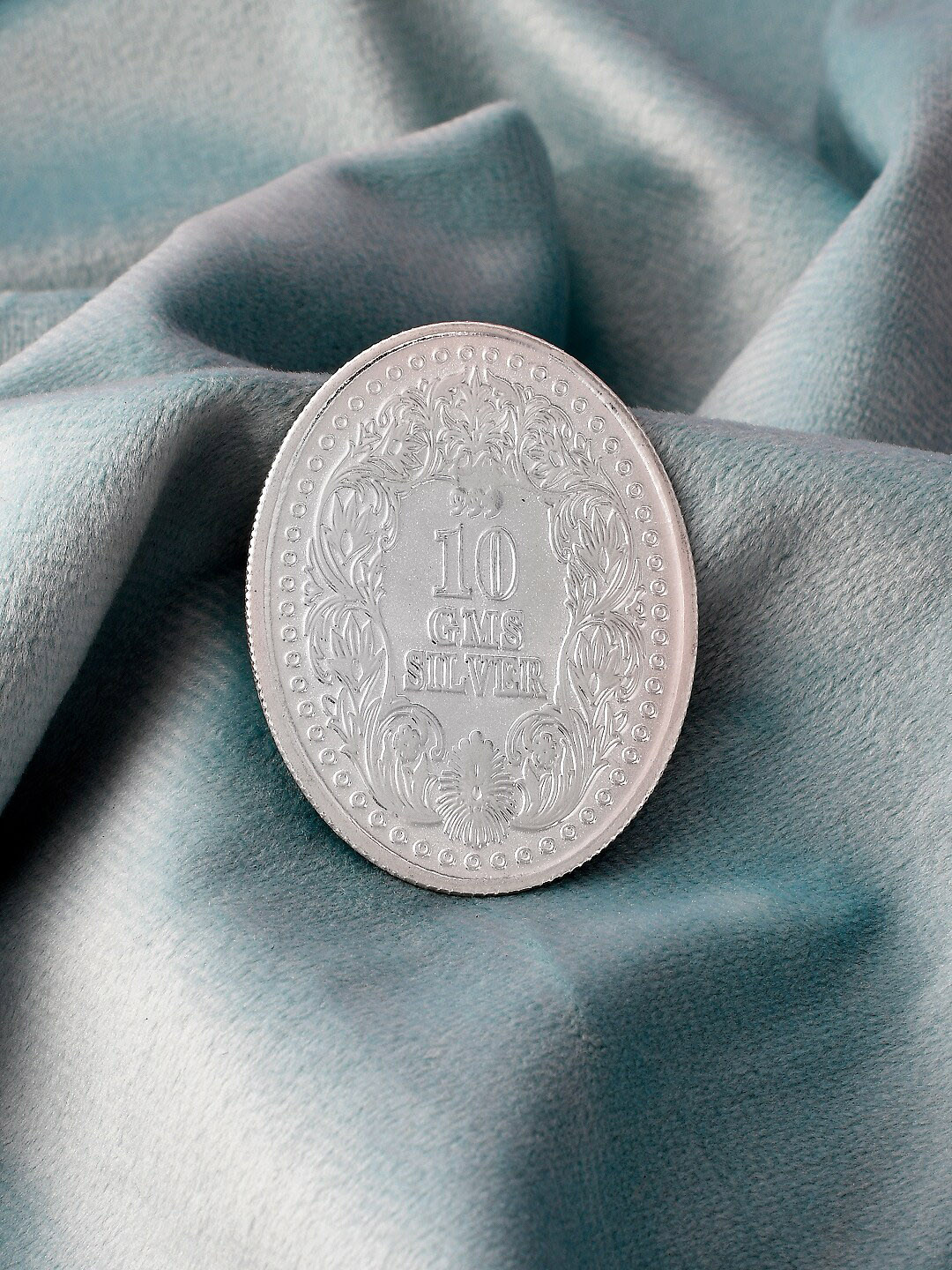 

Silvermerc Designs Silver-Toned 10 grams Oval Shaped 999 Silver Coin