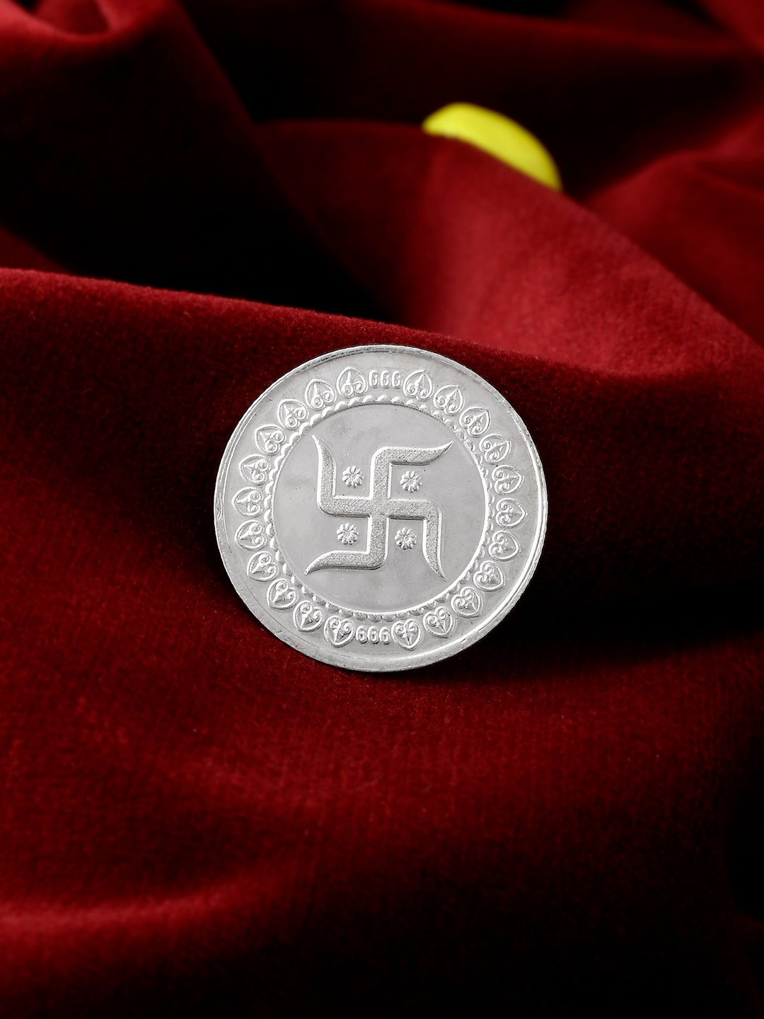 

Silvermerc Designs Swastika Circular 5 G 999 Silver Coin