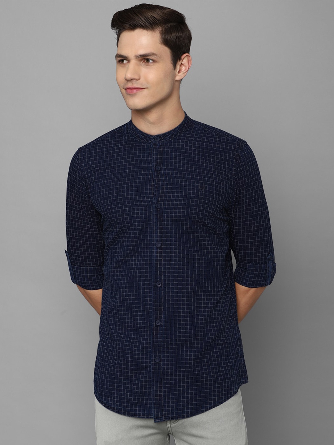 

Allen Solly Sport Men Navy Blue Checked Casual Shirt