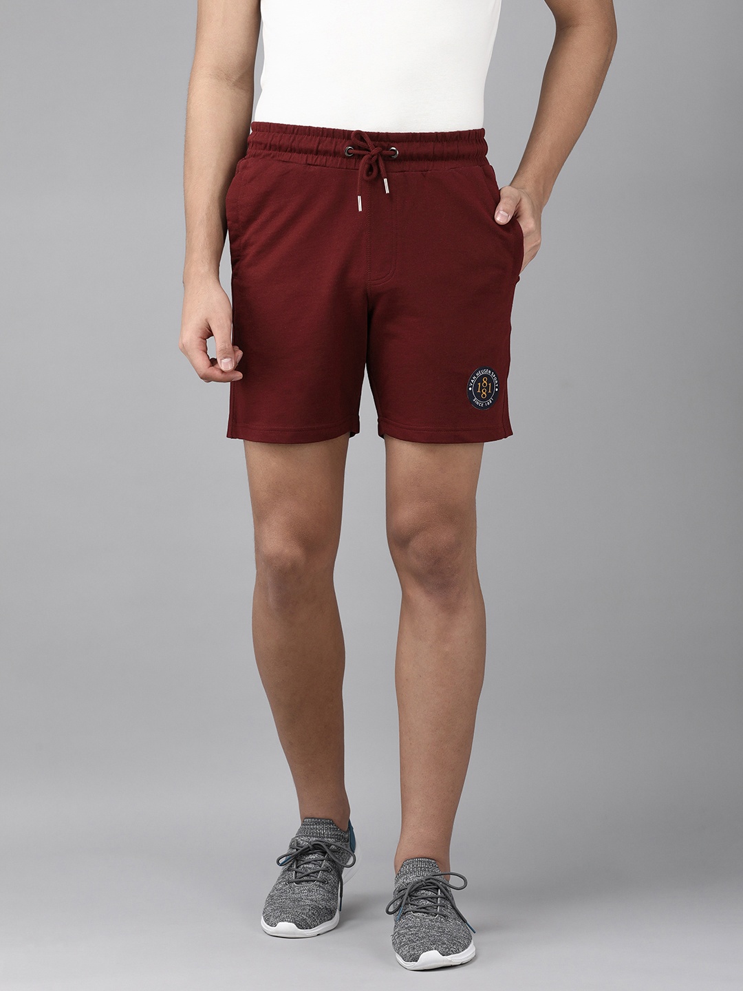 

Van Heusen Sport Men Maroon Solid Mid Rise Casual Shorts