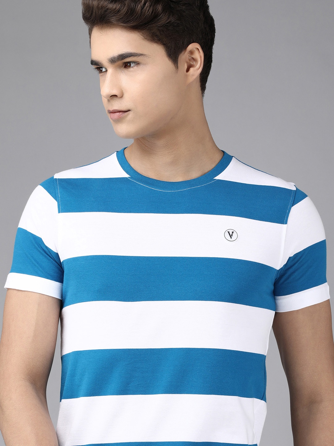 

Van Heusen Sport Men White & Blue Striped Pure Cotton T-shirt