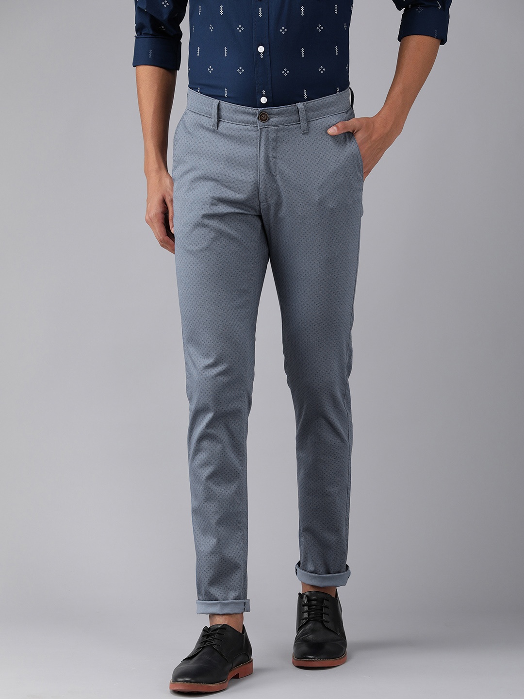

Van Heusen Sport Men Blue Textured Tapered Fit Trousers