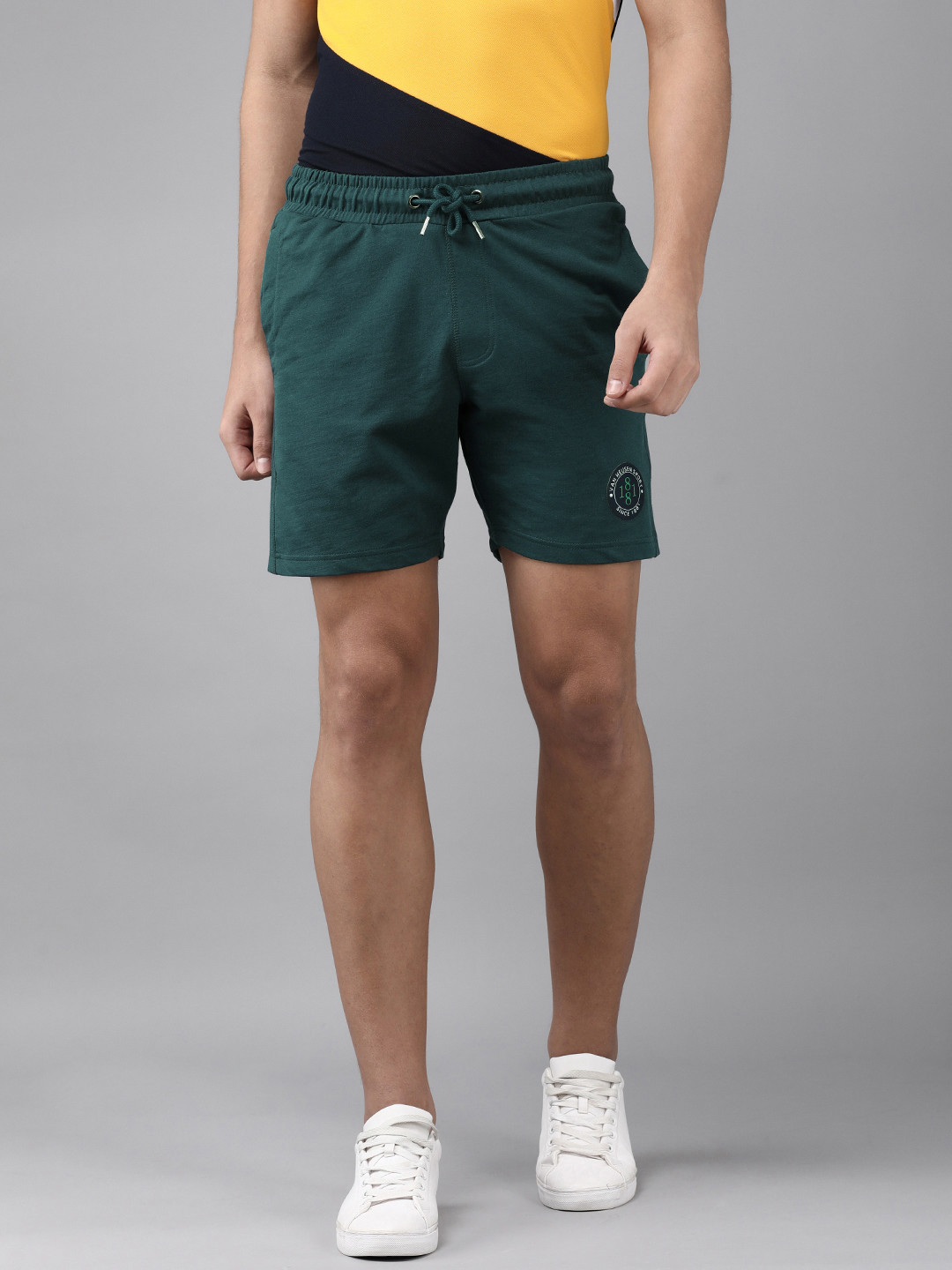 

Van Heusen Sport Men Teal Blue Pure Cotton Shorts