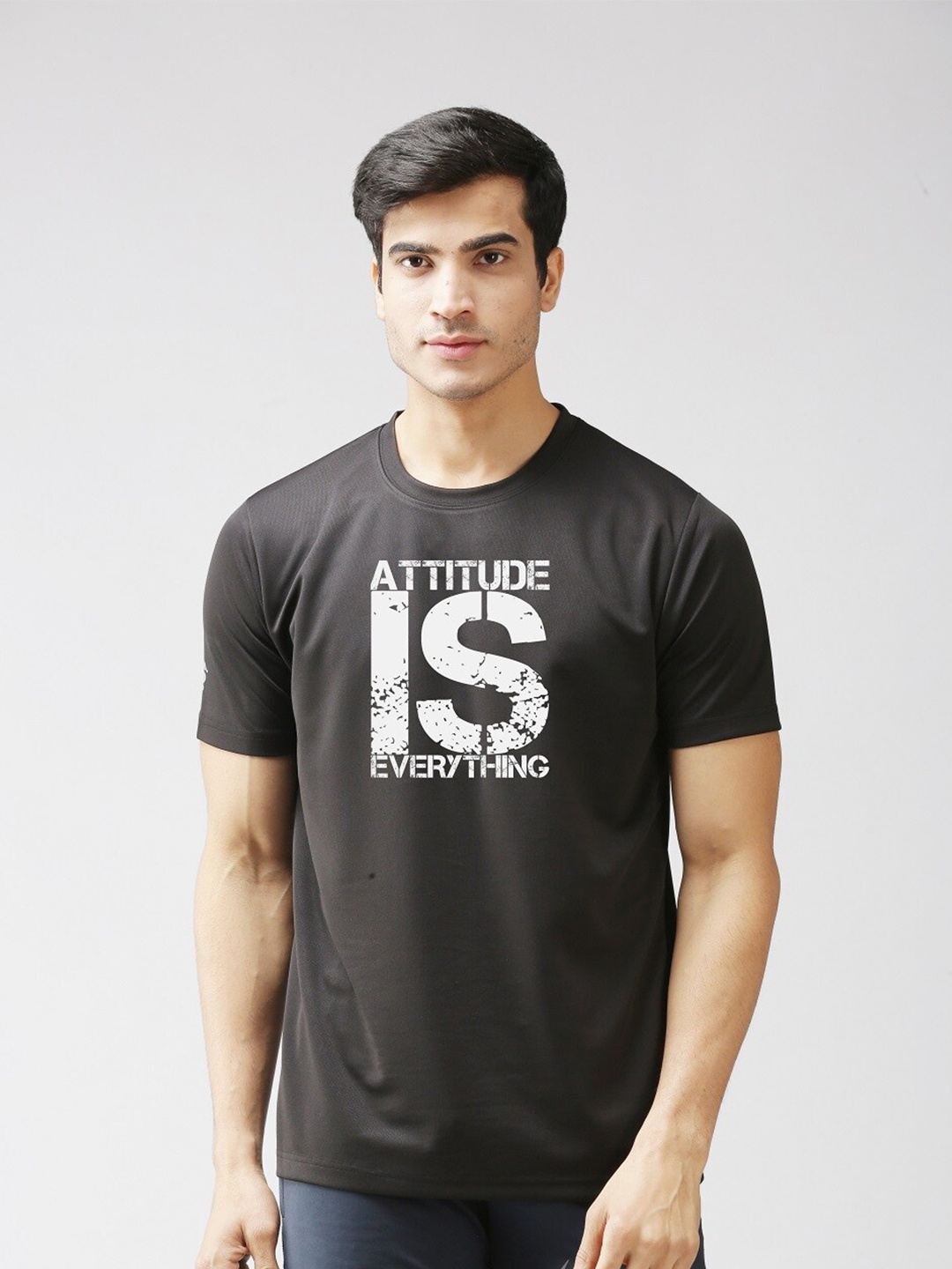 EPPE Men Black Typography Printed Dry-Fit Sports T-shirt