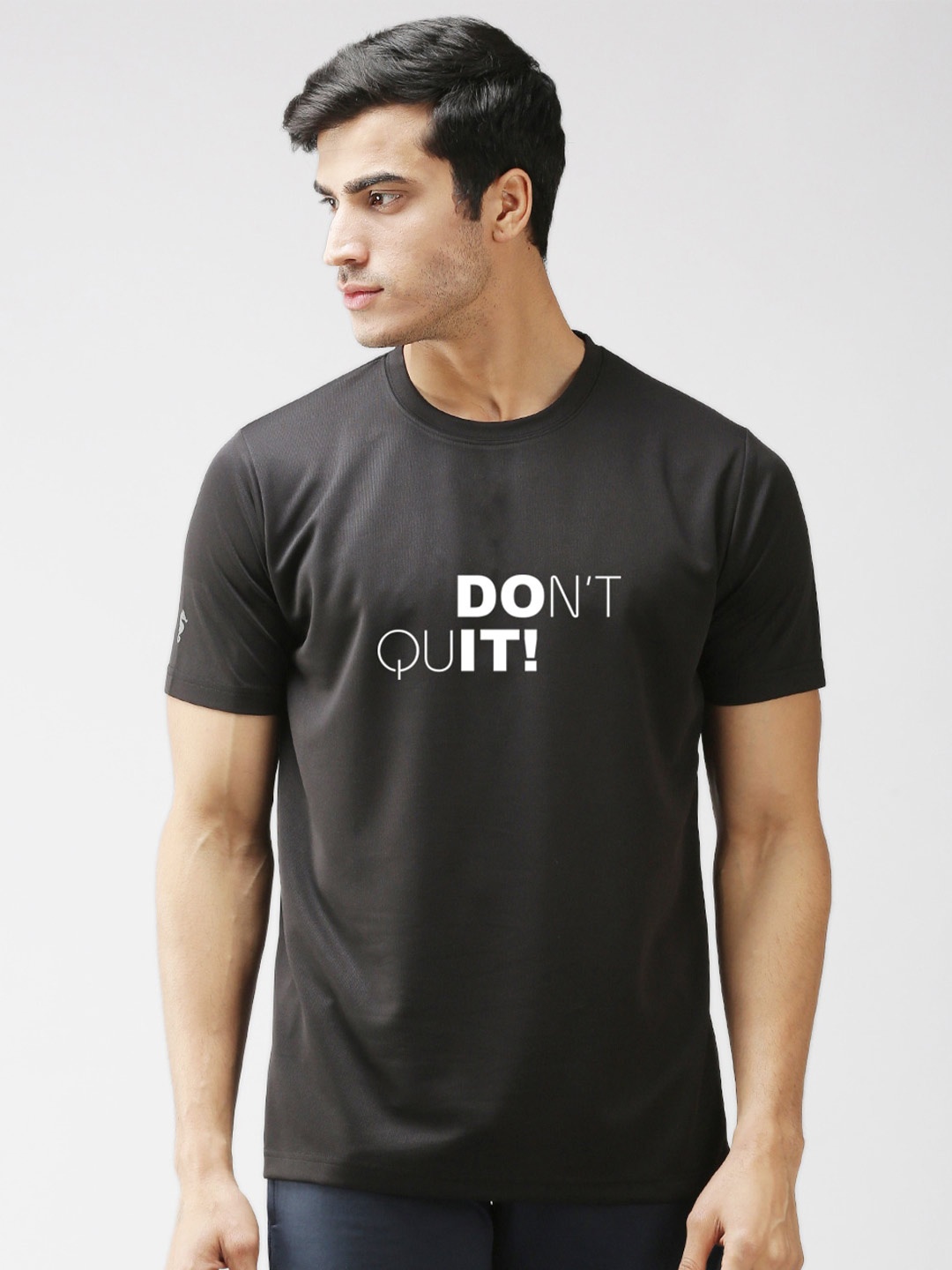 

EPPE Men Black Typography Printed Sports T-shirt