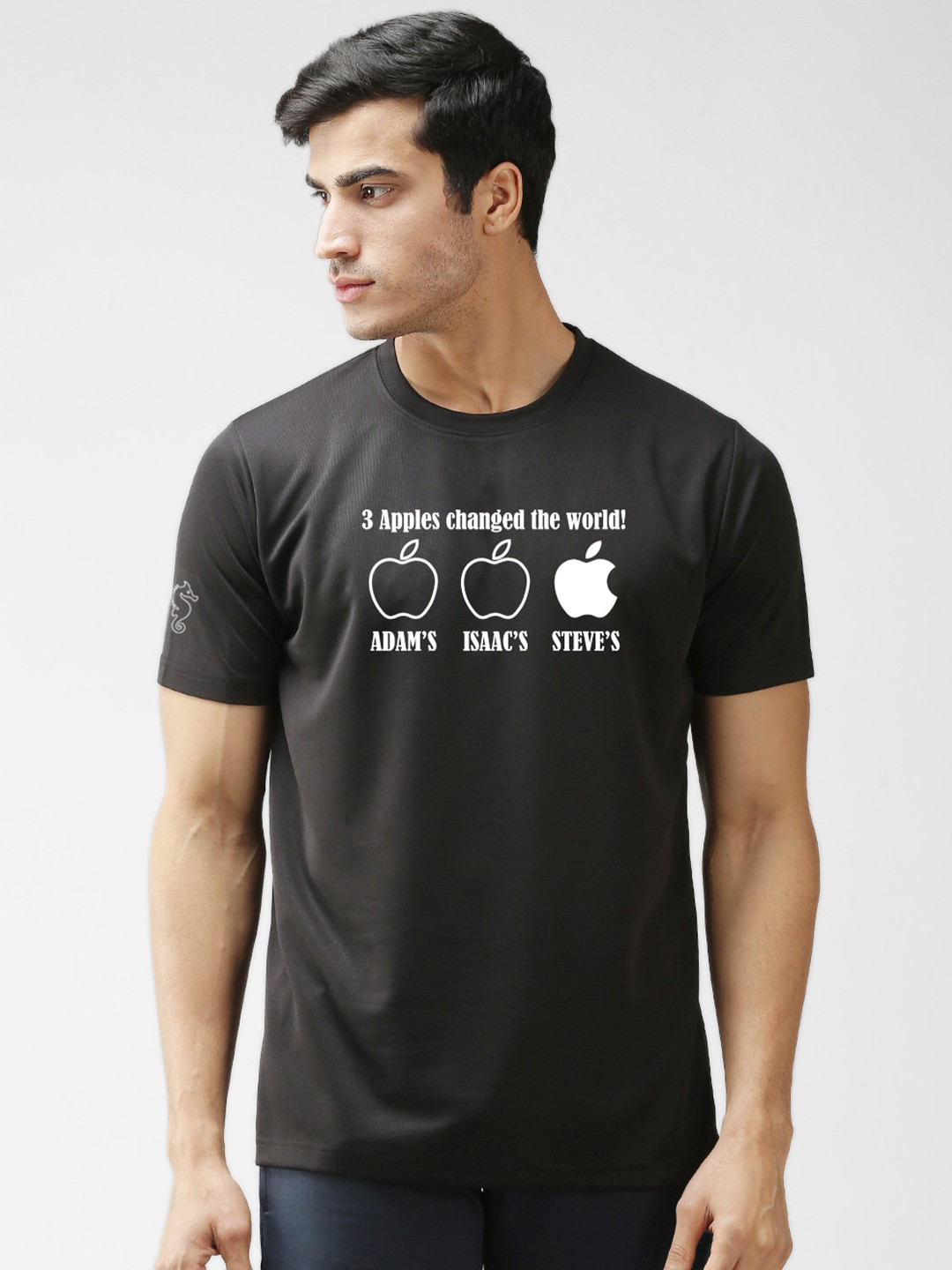 

EPPE Men Black Typography Printed T-shirt