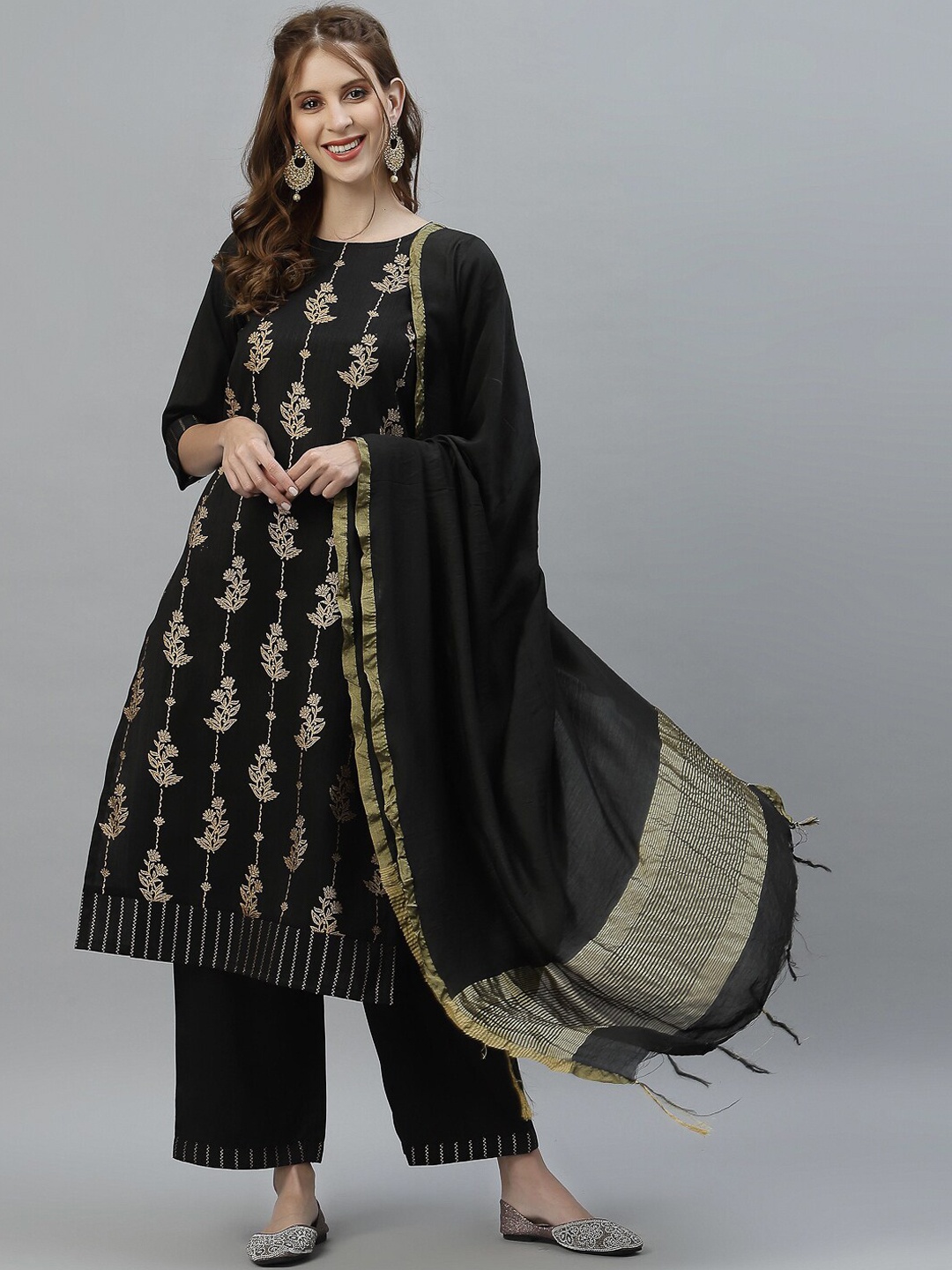 

SANISA Women Black Floral Printed Kurta with Palazzos & With Dupatta