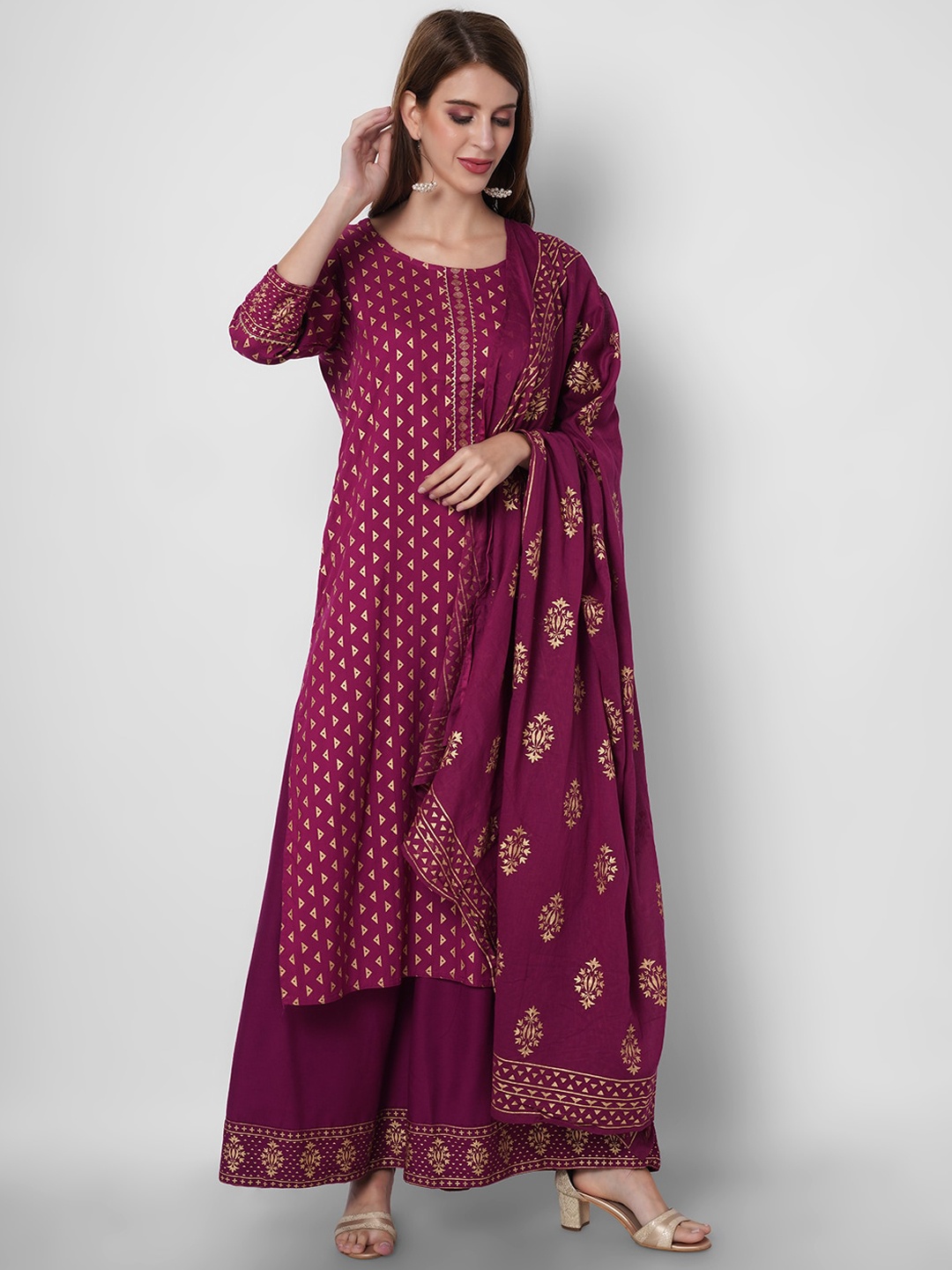 

ORTANGE Women Maroon Ethnic Motifs Printed Kurta with Palazzos & With Dupatta