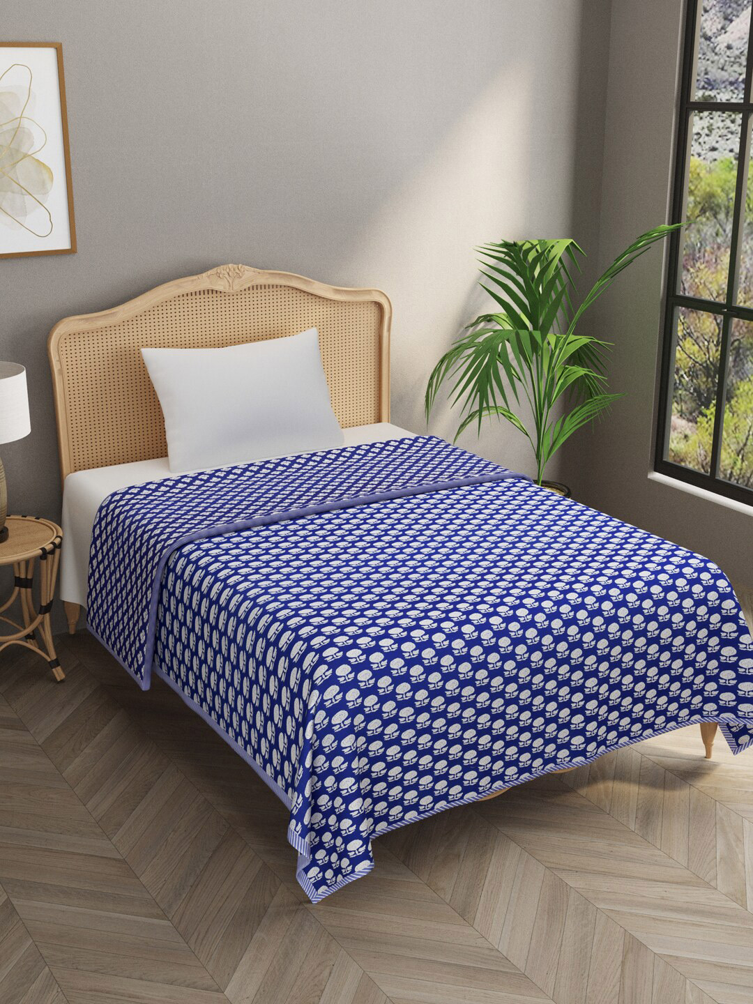 

Gulaab Jaipur Blue & White Floral AC Room 350 GSM Single Bed Dohar