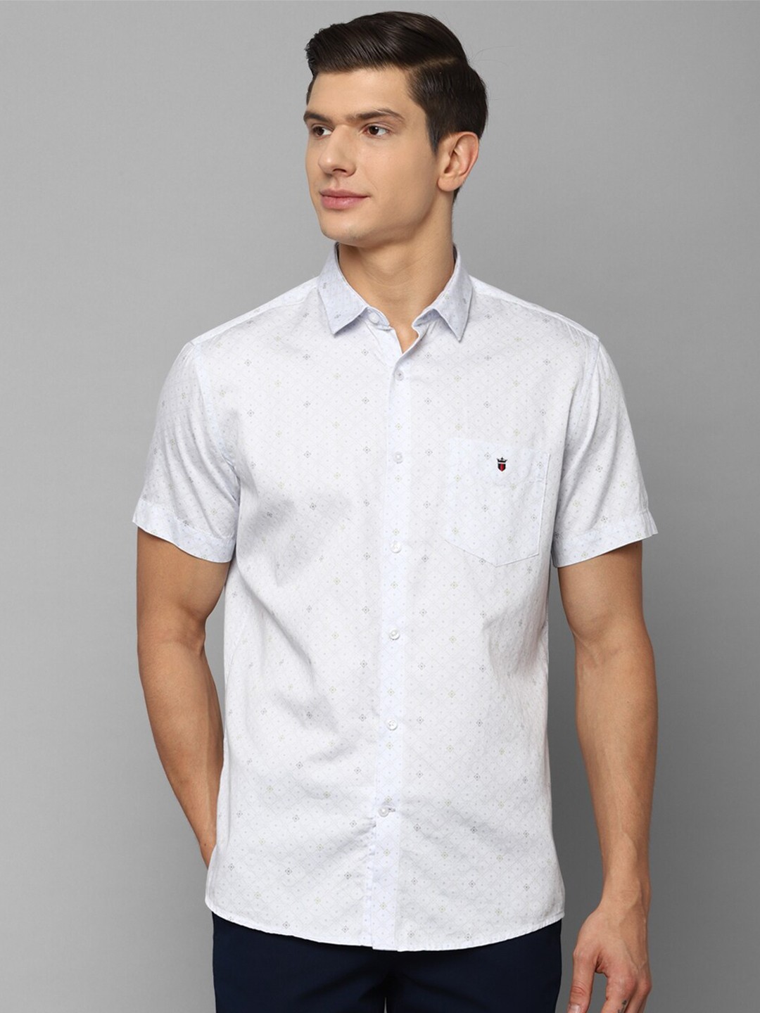 

Louis Philippe Sport Men White Slim Fit Printed Casual Shirt