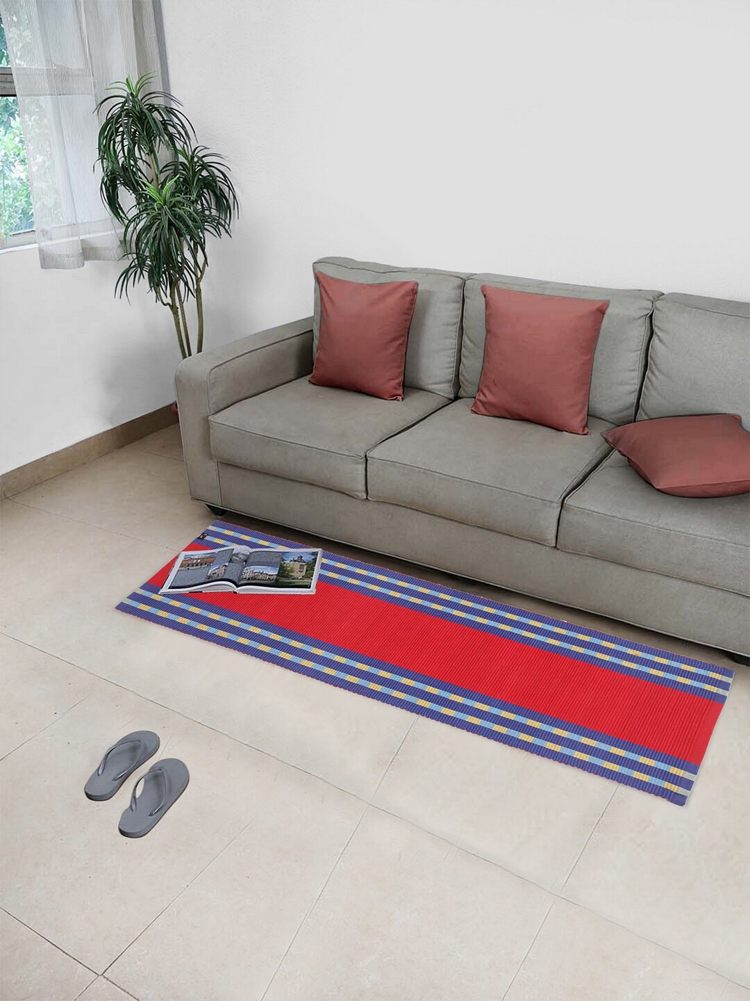 

Klotthe Red & Blue Solid Cotton Floor Mat