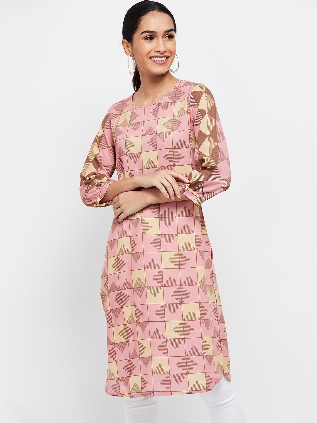 

max Women Pink Printed Round neck Kurta