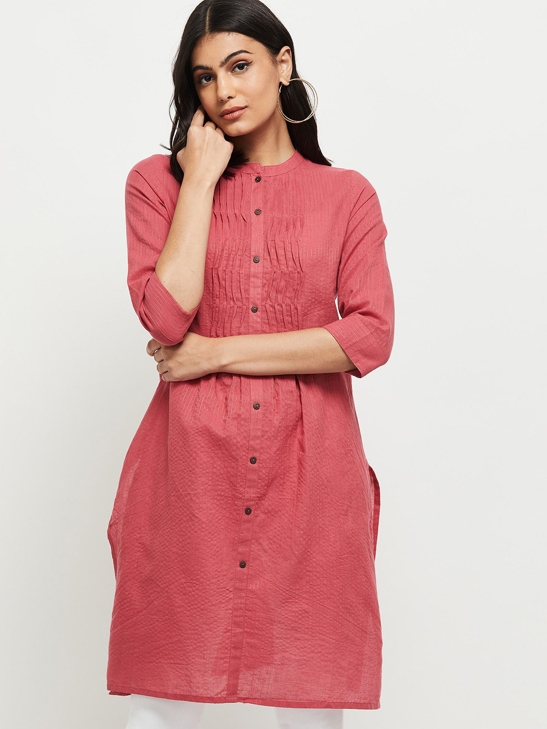 

max Women Coral Mandarin Collar Kurta