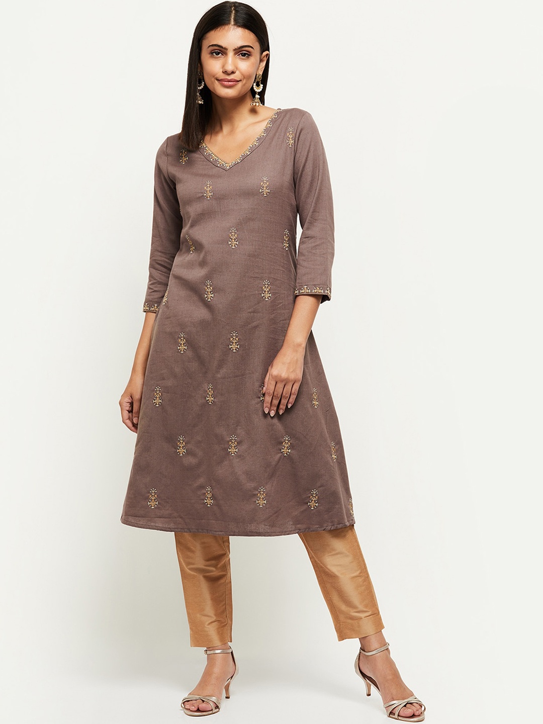 

max Women Grey Floral Embroidered Kurta