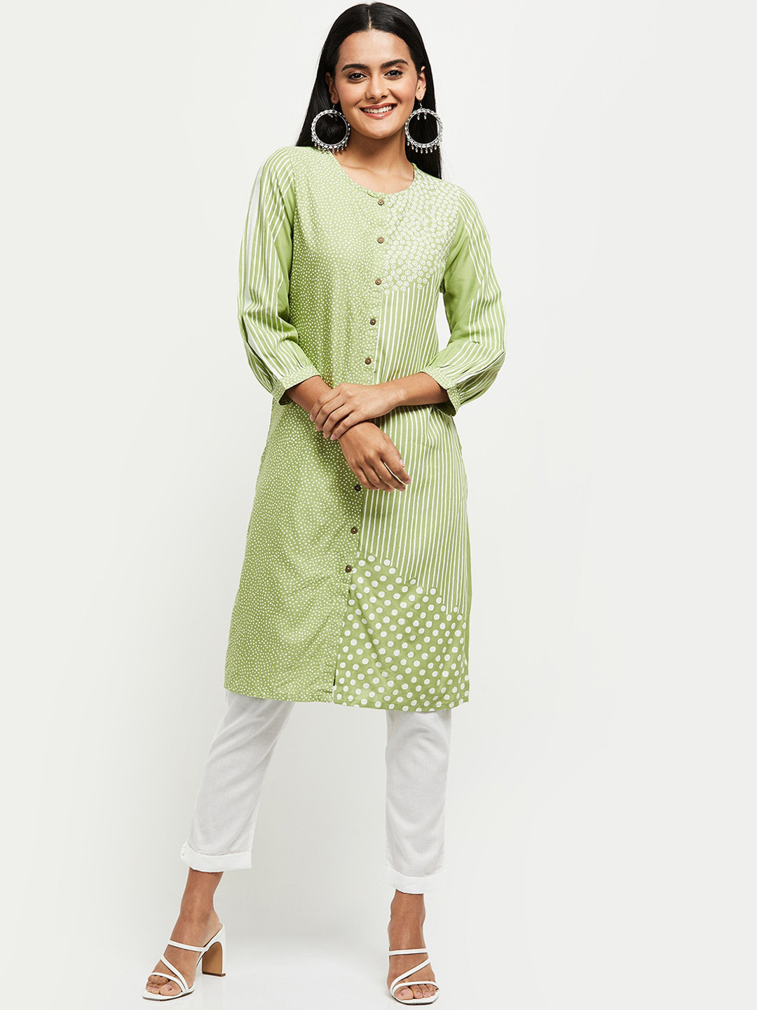 

max Women Green Geometric Striped Flared Sleeves Thread Work Kurta