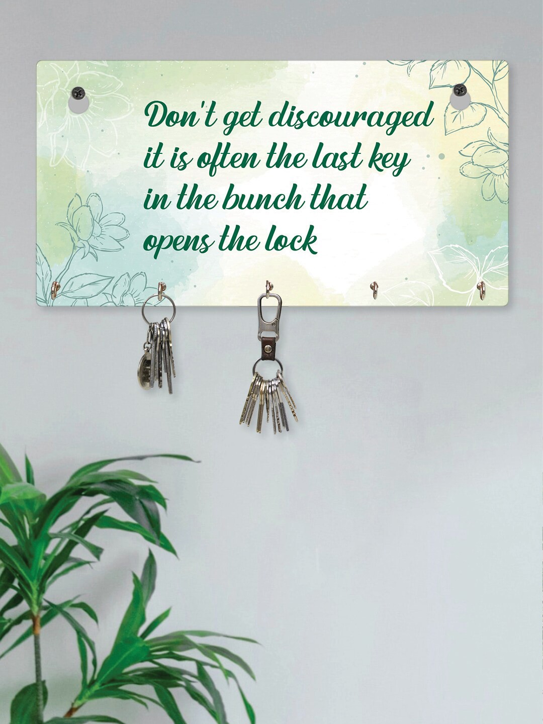 

RANDOM Set of 2 Green & White Quotes Wall Hanging Key Holders With 5 Hooks
