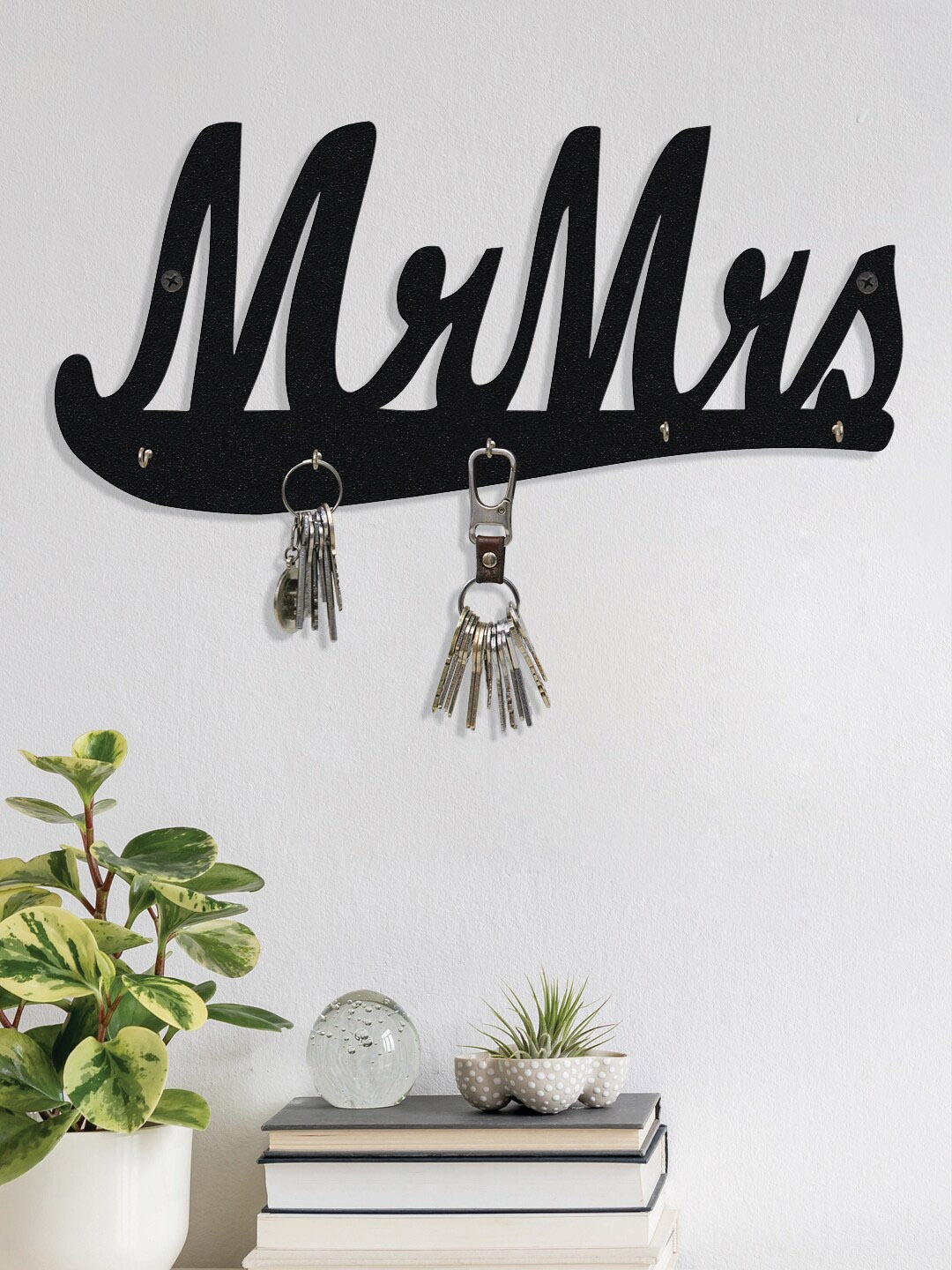 

RANDOM Set of 2 Black MrMrs Wall Hanging Key Holder