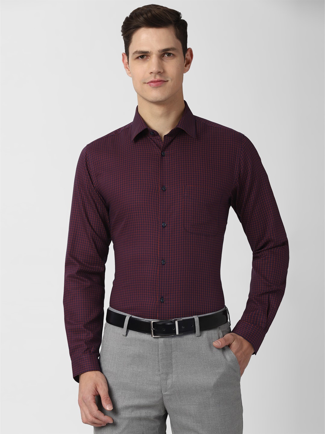 

Peter England Men Purple Slim Fit Checked Pure Cotton Formal Shirt