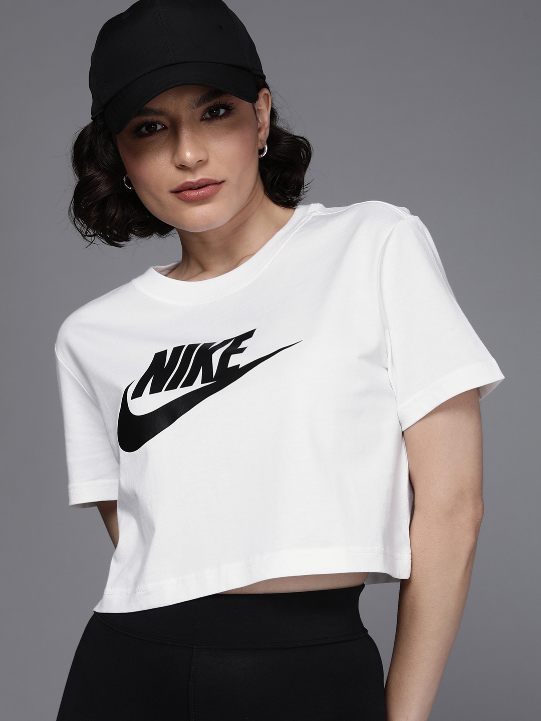 

Nike Women White & Black Brand Logo Printed Pure Cotton Loose T-shirt