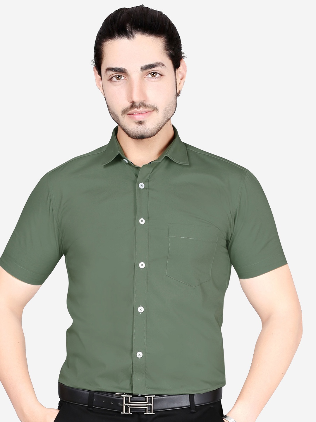 

5TH ANFOLD Men Green Slim Fit Pure Cotton Solid Half Sleeve Spread Collar Formal Shirt