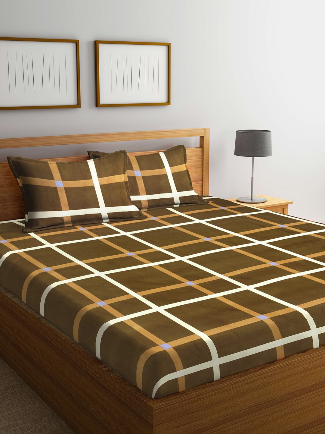 

KLOTTHE Coffee Brown & Beige Geometric 300 TC King Bedsheet with 2 Pillow Covers