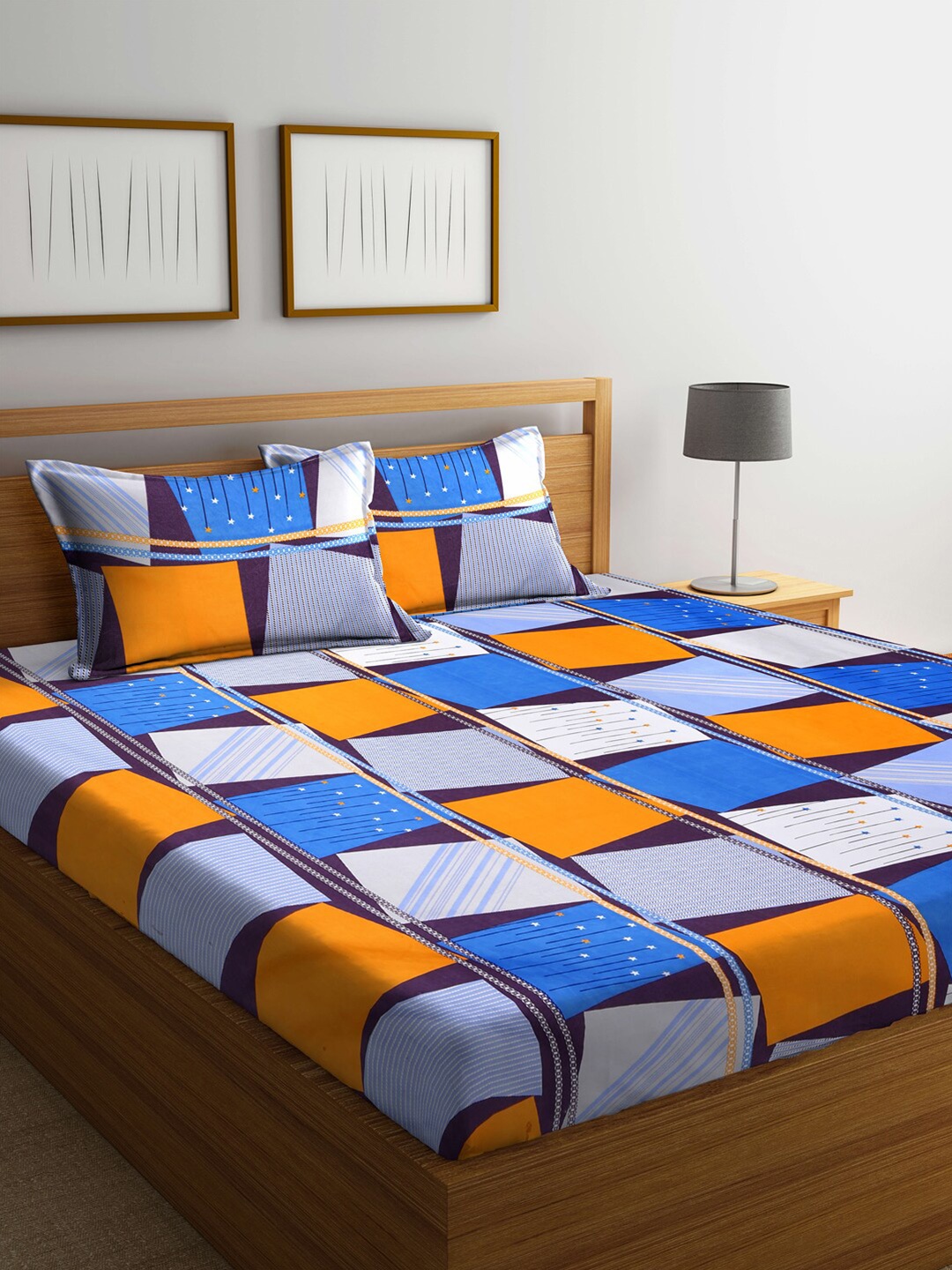 

KLOTTHE Multicoloured Geometric 300 TC King Bedsheet with 2 Pillow Covers, Multi