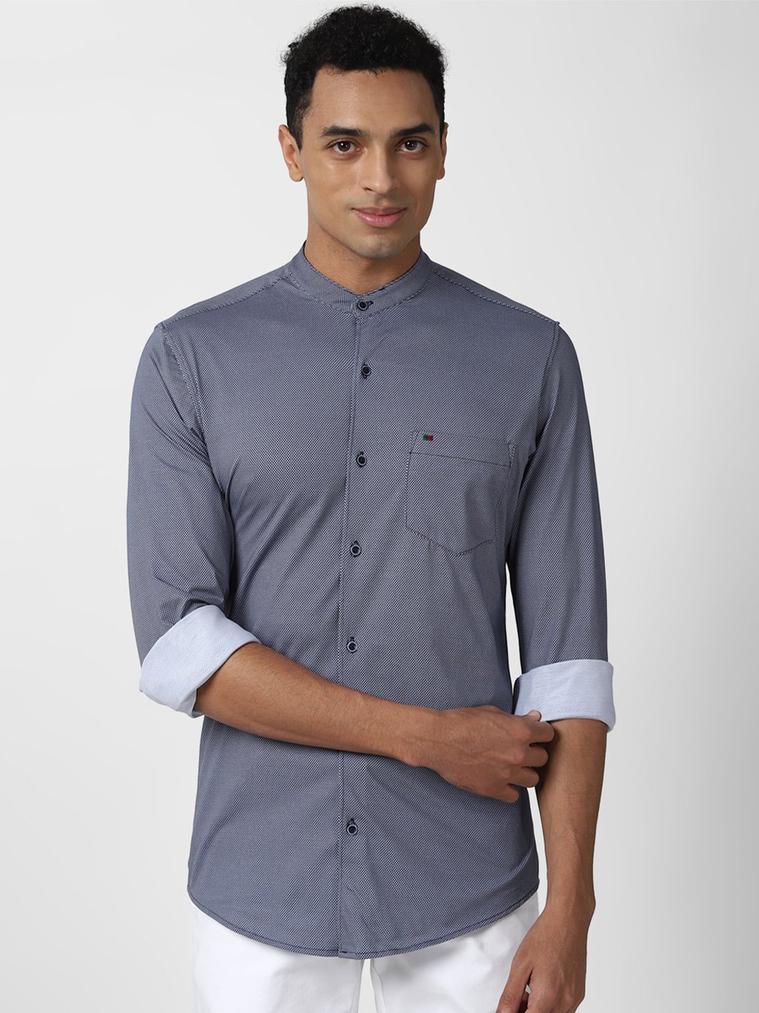 

Peter England Casuals Men's Blue Slim Fit Casual Shirt