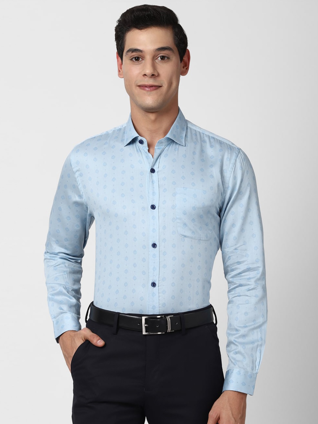 

Peter England Elite Men Blue Slim Fit Floral Printed Formal Shirt